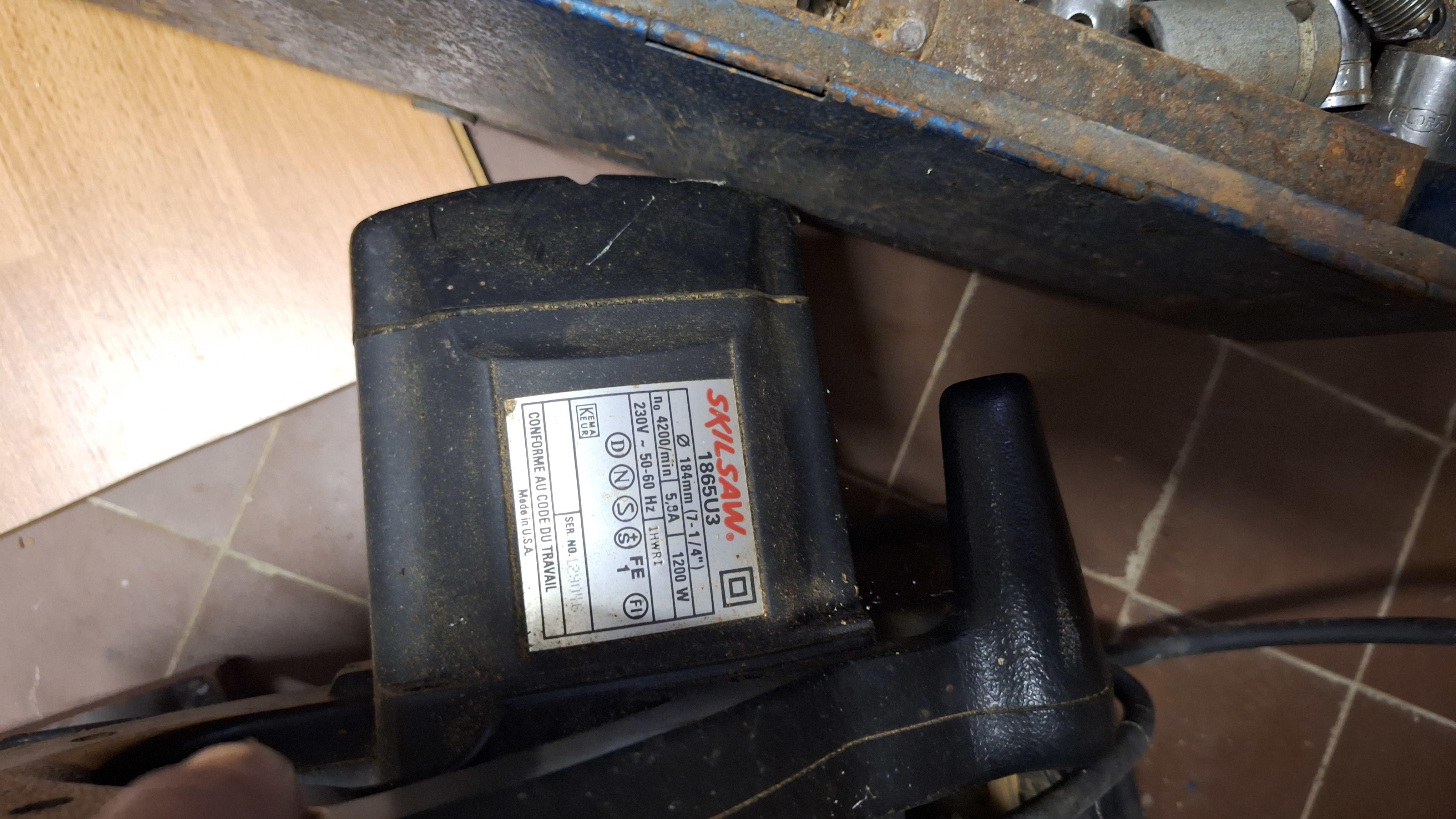 Skilsaw 1200 cirkelzaagmachine met stroomkabel – getest en werkend – foto 2 – kavel bij Goeiendeal, Houthalen-Helchteren