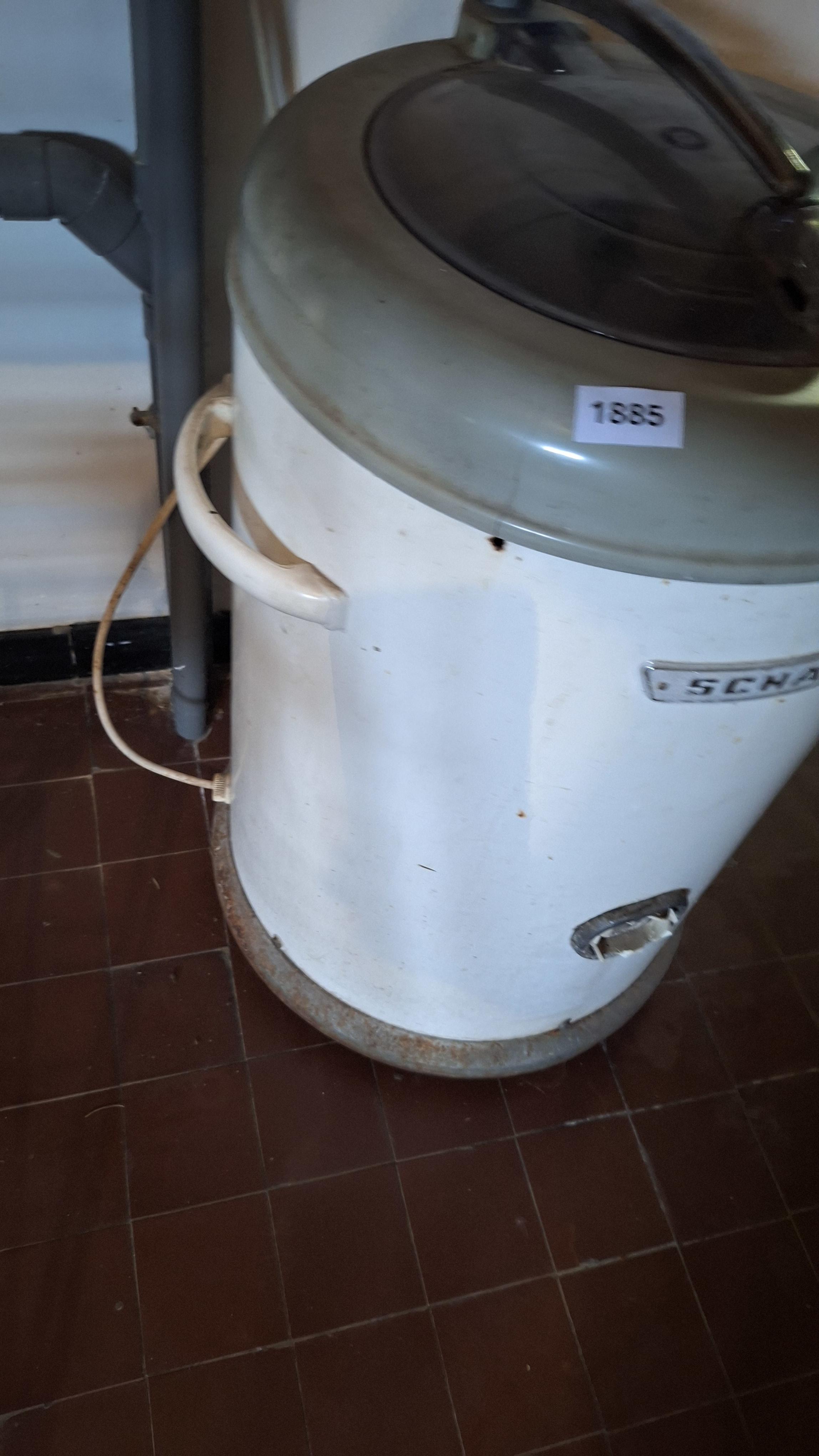 Scharpf vintage elektrische wascentrifuge met metalen trommel en transparant deksel – foto 2 – kavel bij Goeiendeal, Houthalen-Helchteren