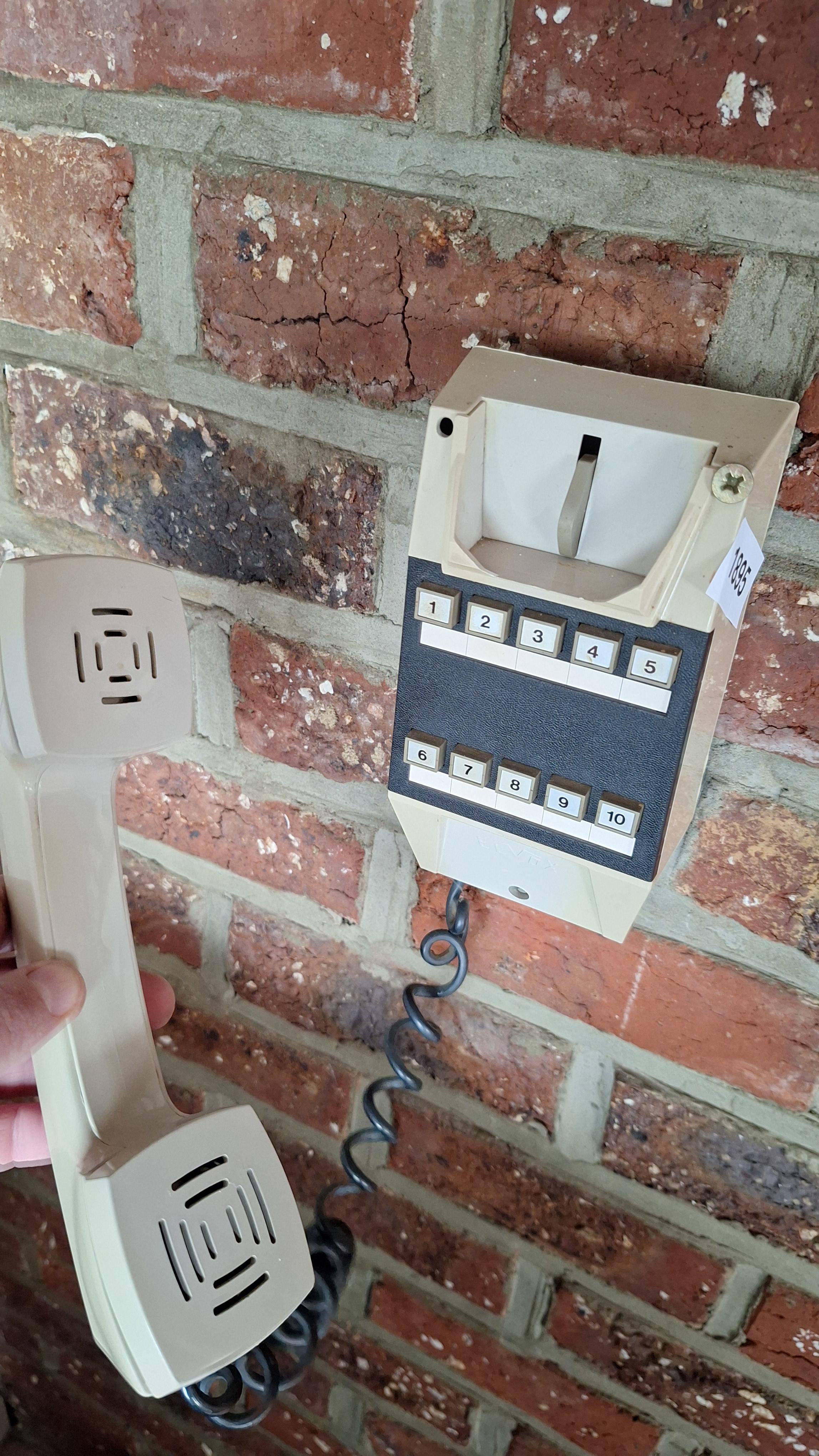 Klassieke beige wandtelefoon zelf te demonteren – foto 2 – kavel bij Goeiendeal, Houthalen-Helchteren