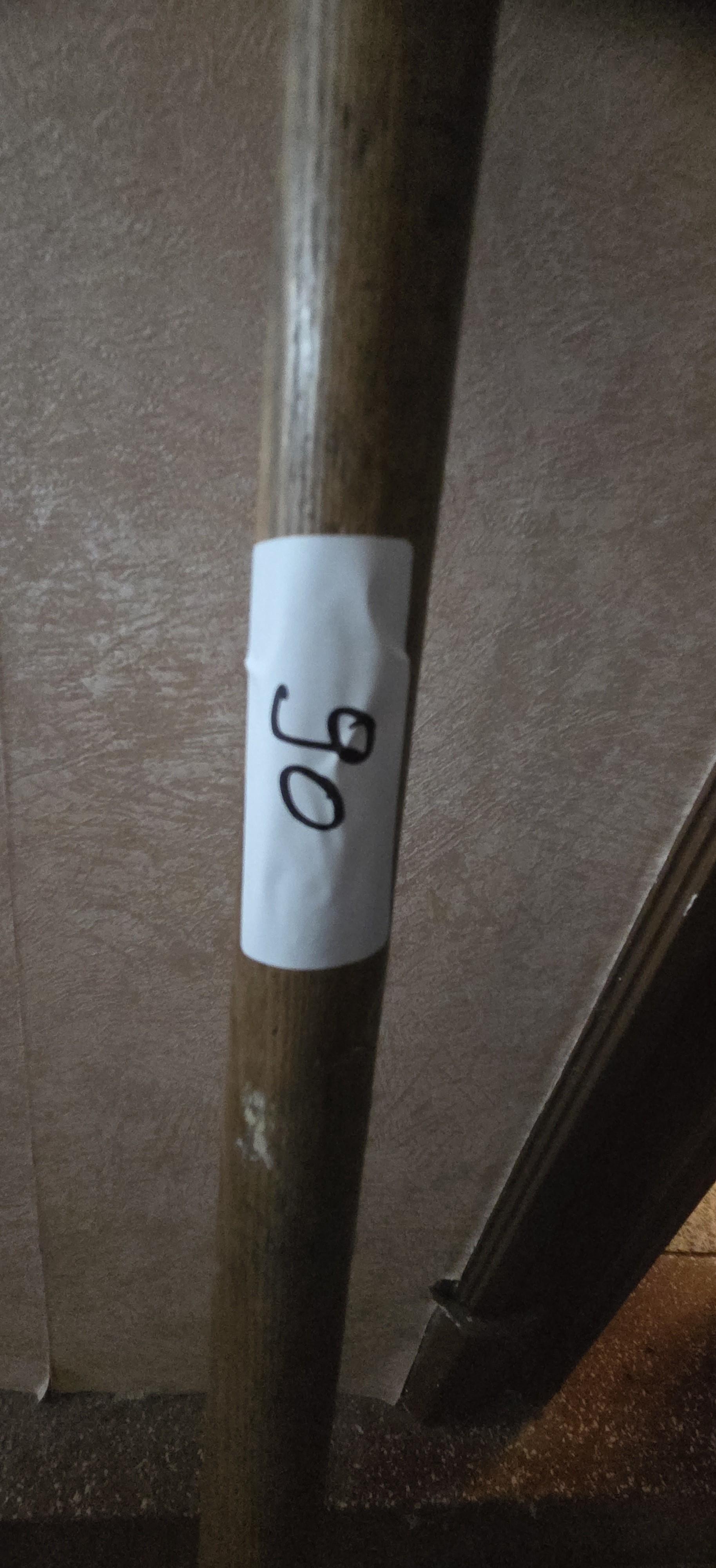 Klassieke spade / schop met T-handvat lot 90 – foto 3 – kavel bij Goeiendeal, Jette