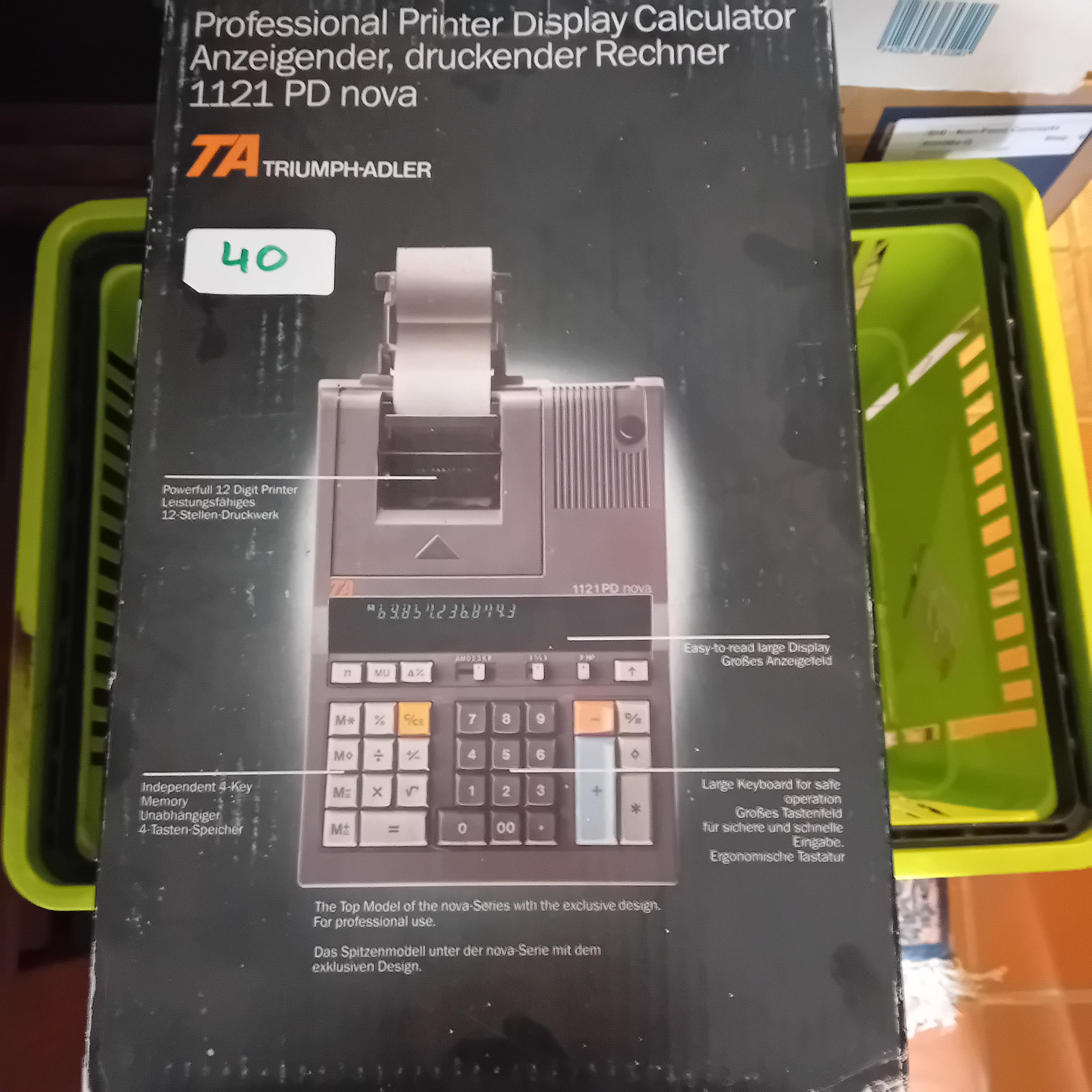 Professionele rekenmachine met printerdisplay in originele doos van het merk Triumph-Adler, model 1121 PD nova lot 40 – kavel bij Goeiendeal, Lommel