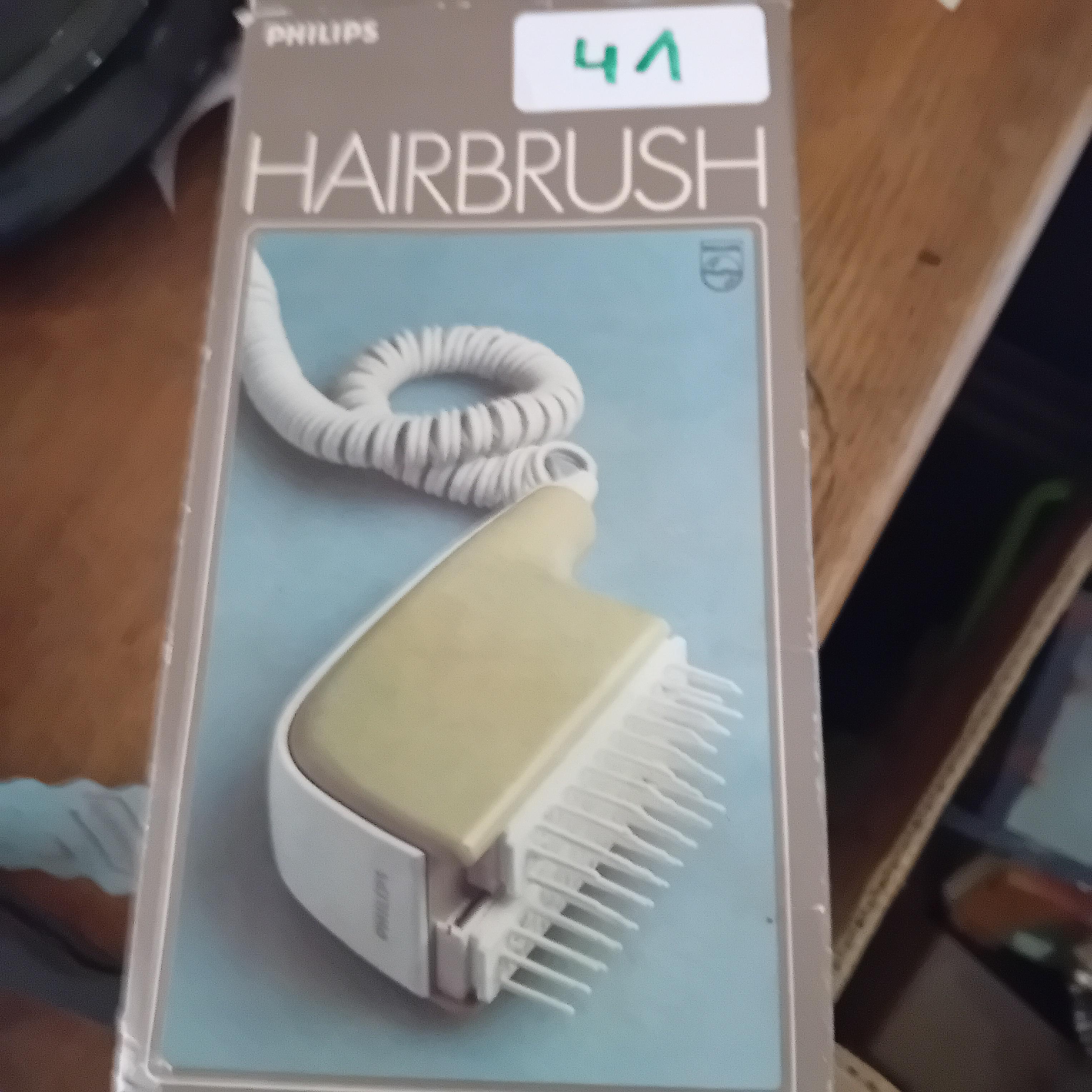 Warmelucht-haardroger / styler van het merk Philips (Hairbrush) in originele doos lot 41 – kavel bij Goeiendeal, Lommel