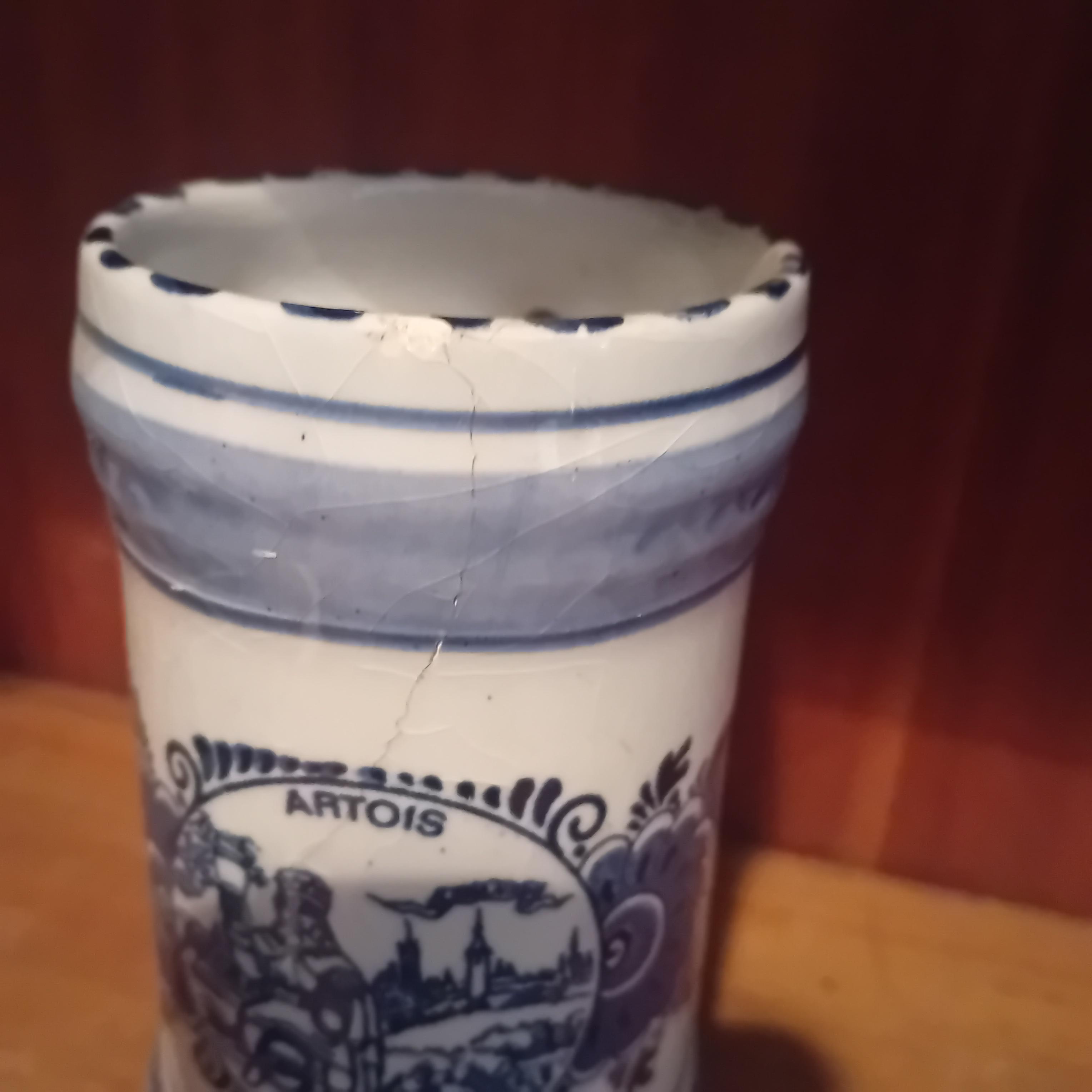 Klassieke bierpul met blauw-witte florale en figuratieve beschildering lot 17 – foto 3 – kavel bij Goeiendeal, Lommel