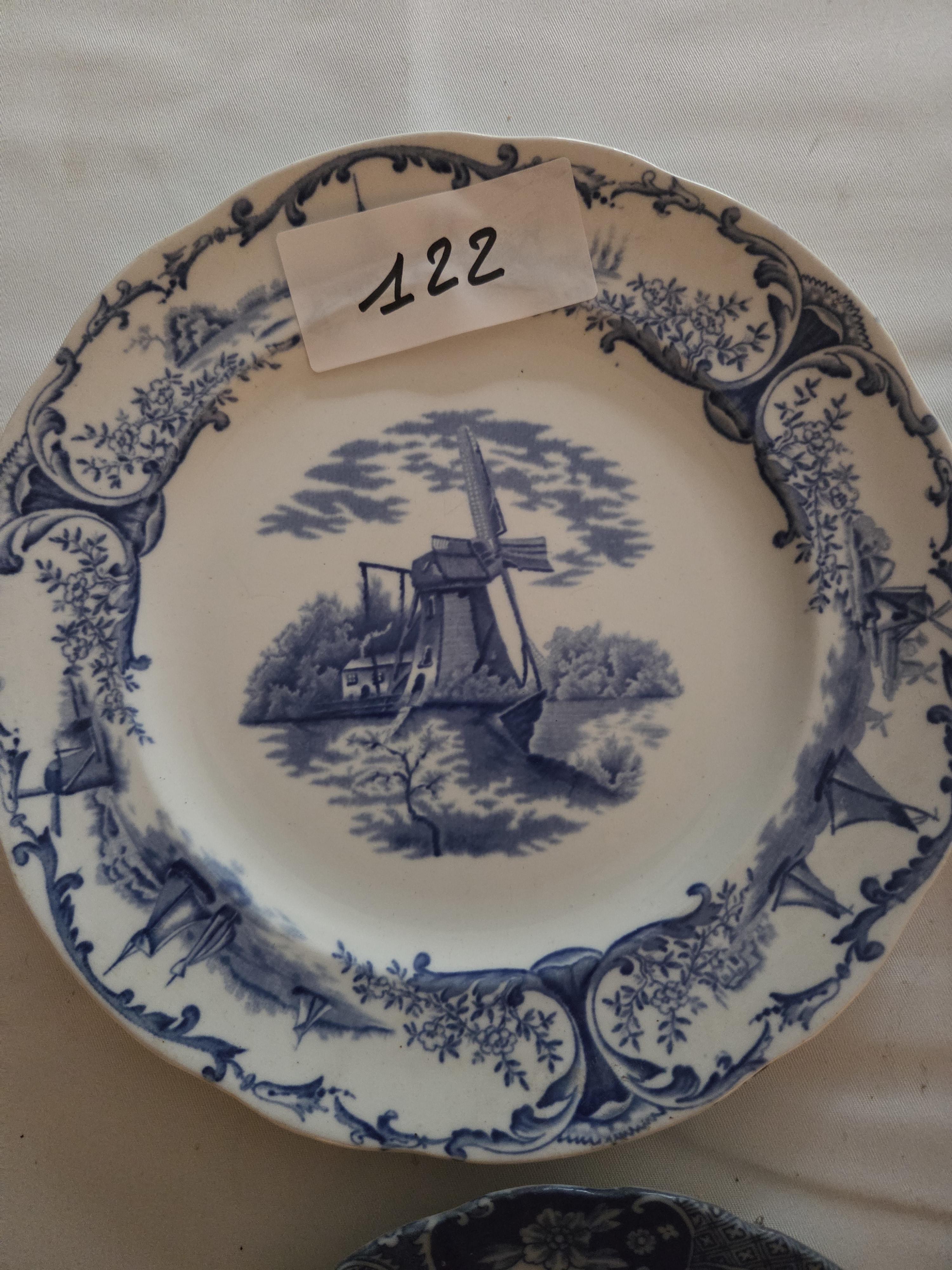 Set van vier Delfts blauwe wandborden met diverse molenlandschappen – Lot 122 – foto 4 – kavel bij Goeiendeal, Jette