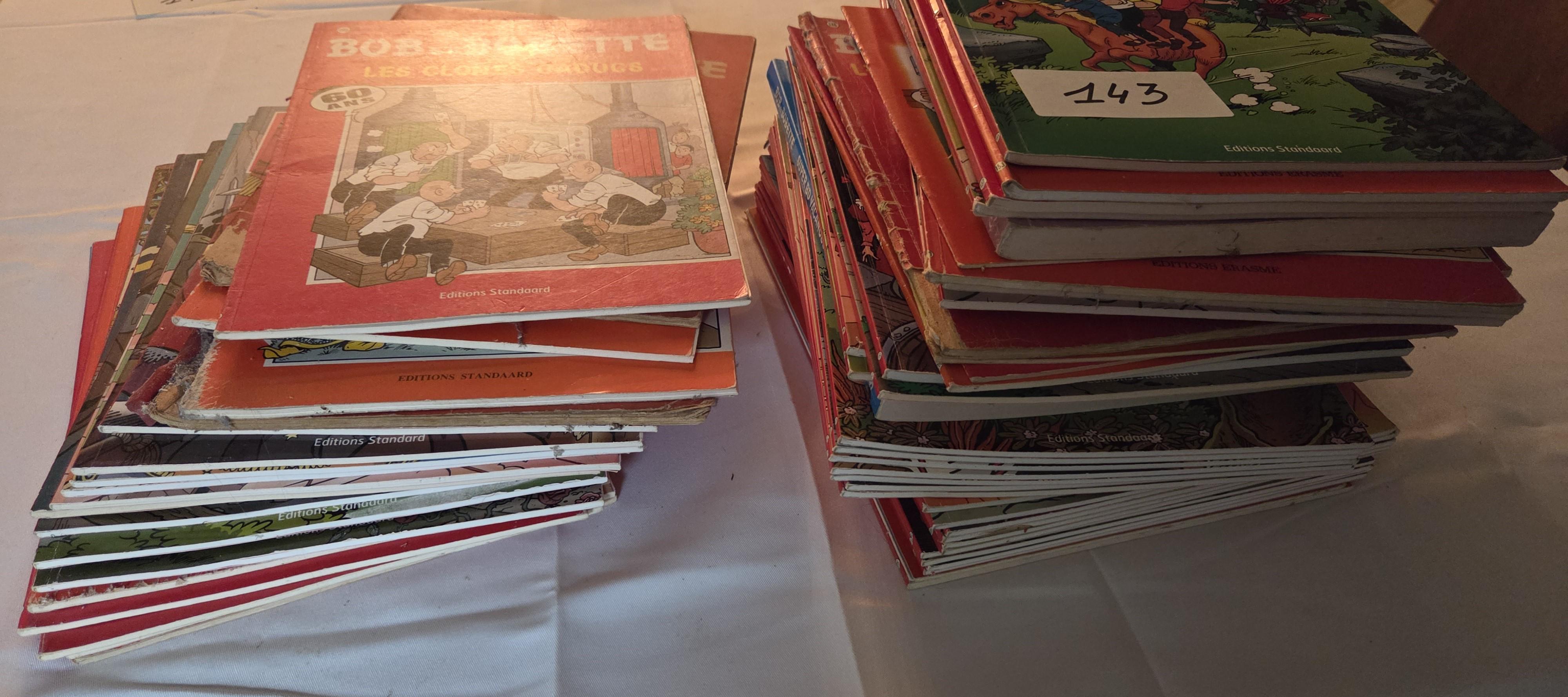 Grote stapel Franstalige stripboeken van Bob et Bobette (Suske en Wiske), waaronder Les clones caducs en La rosse bizarre – Lot 143 – foto 2 – kavel bij Goeiendeal, Jette