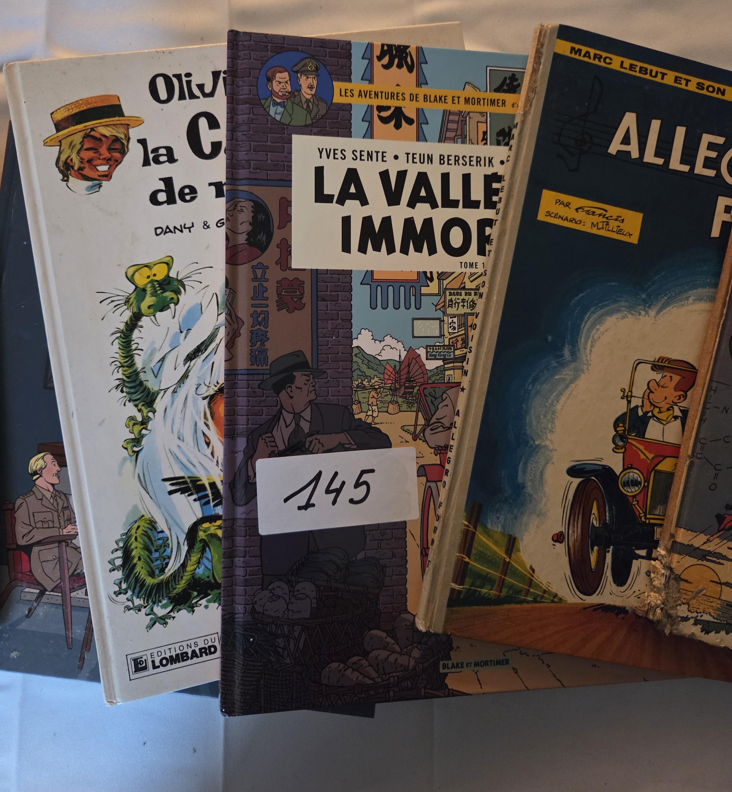 Vier diverse stripboeken, waaronder titels van Blake en Mortimer (La Vallée Immortelle, Les 3 Formules du Prof. Sato) en Marc Lebut – Lot 145 – foto 3 – kavel bij Goeiendeal, Jette