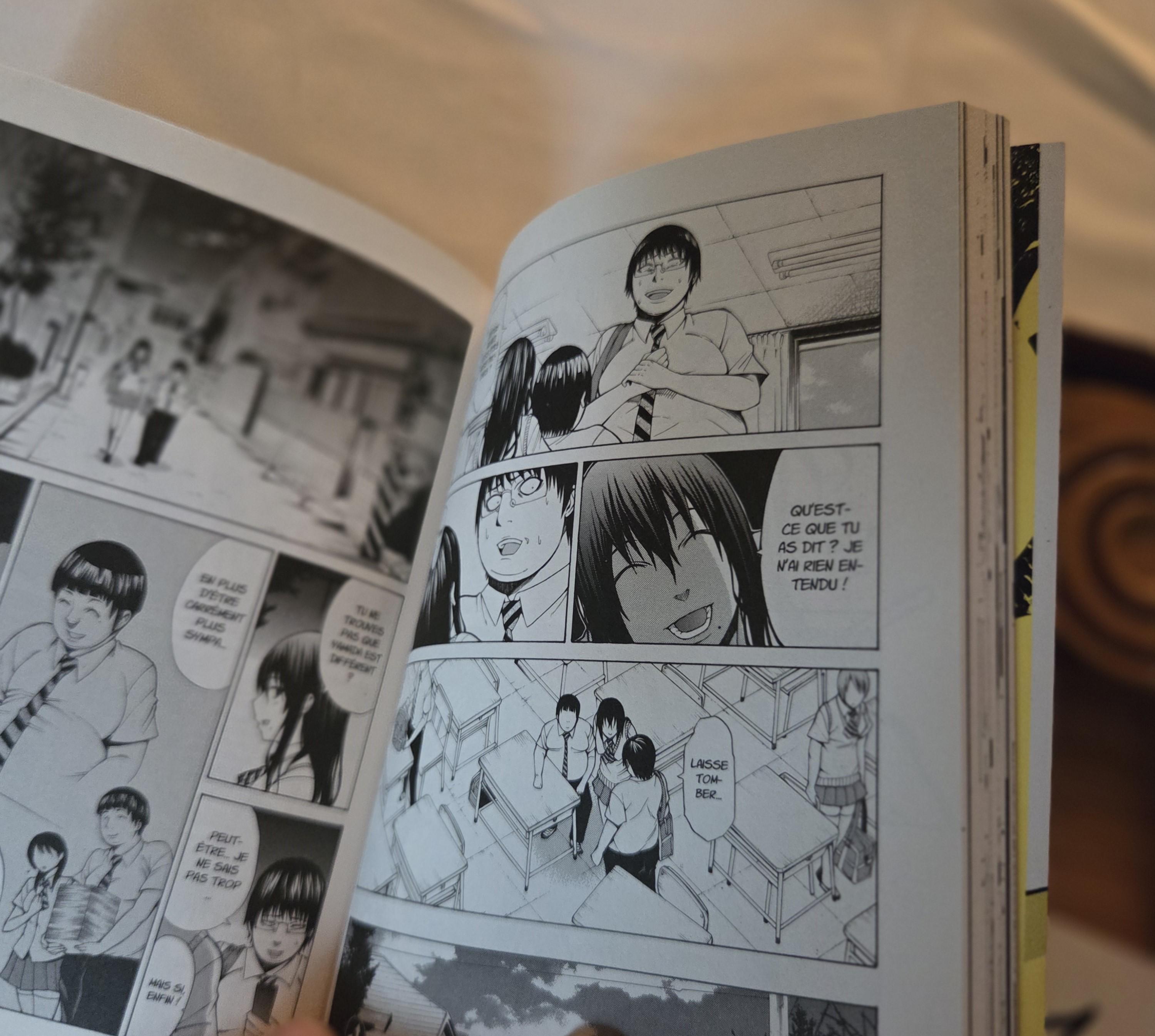 Kavel bestaande uit de manga Scumbag Loser deel 1 en een kartonnen doos met damstenen en houten pionnen – Lot 151 – foto 3 – kavel bij Goeiendeal, Jette