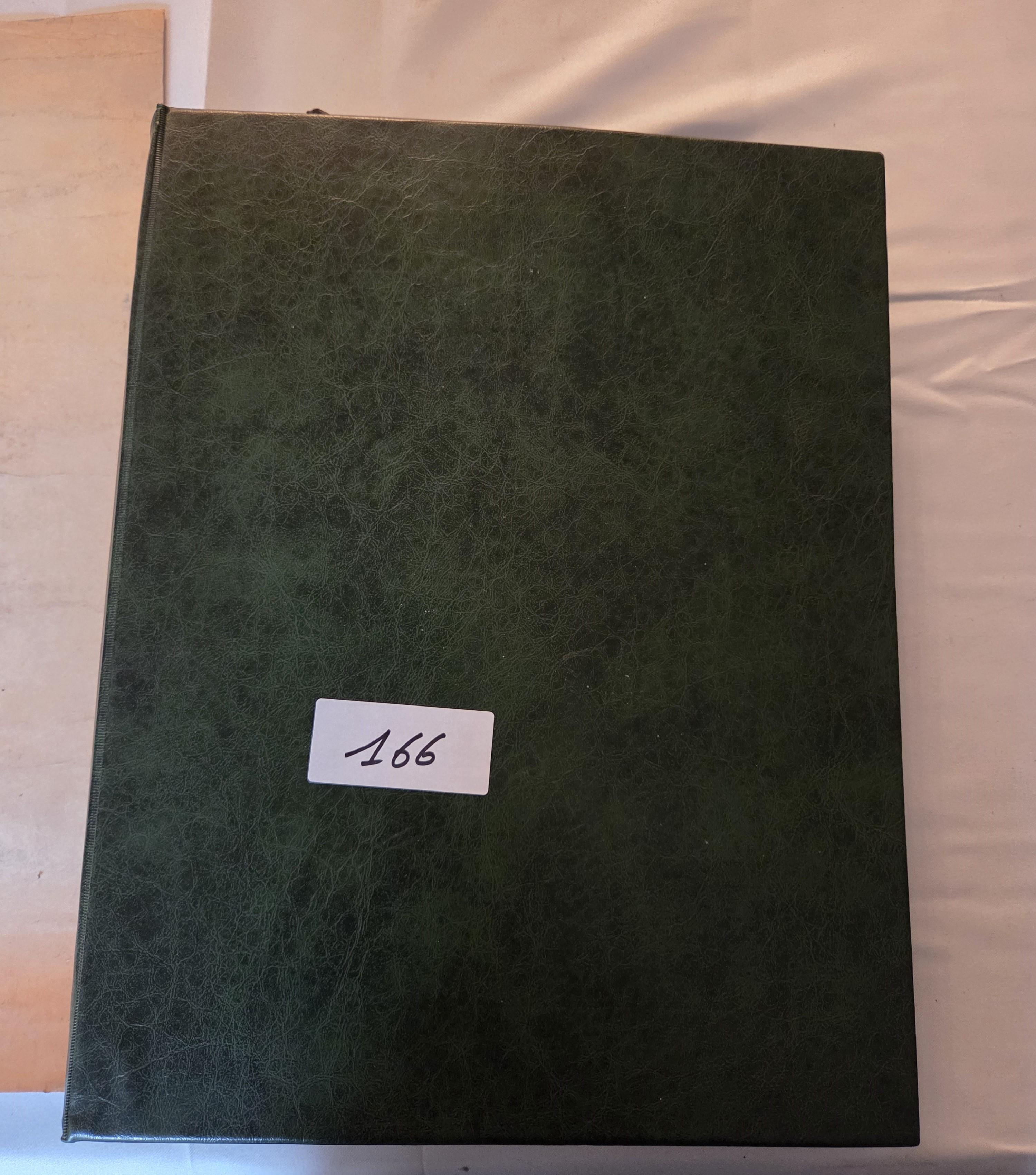 Twee zwarte mappen gevuld met documenten en herdenkingskaarten – Lot 166 – foto 2 – kavel bij Goeiendeal, Jette