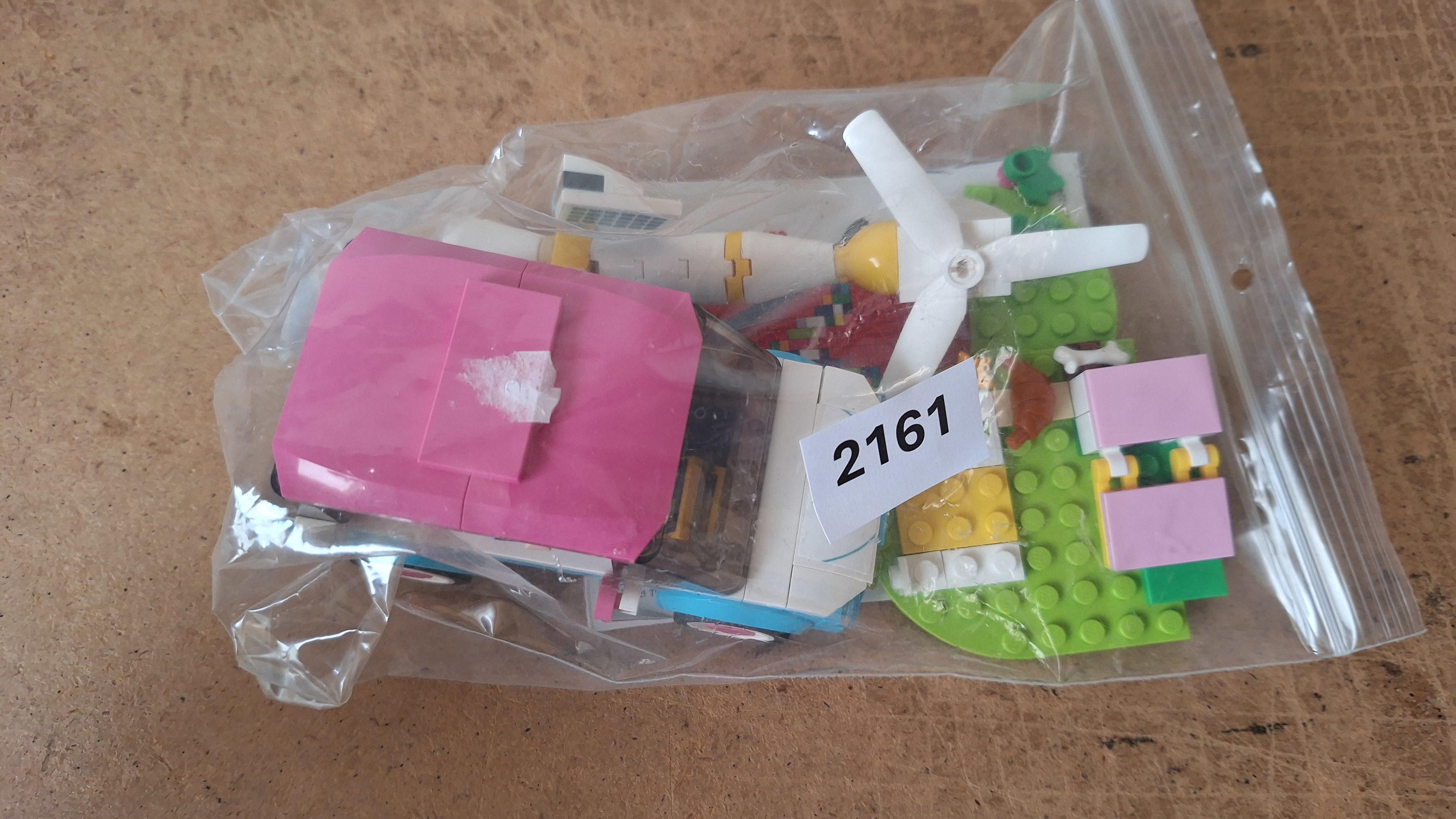 LEGO Friends Olivia's elektrische auto 41443 – foto 2 – kavel bij Goeiendeal