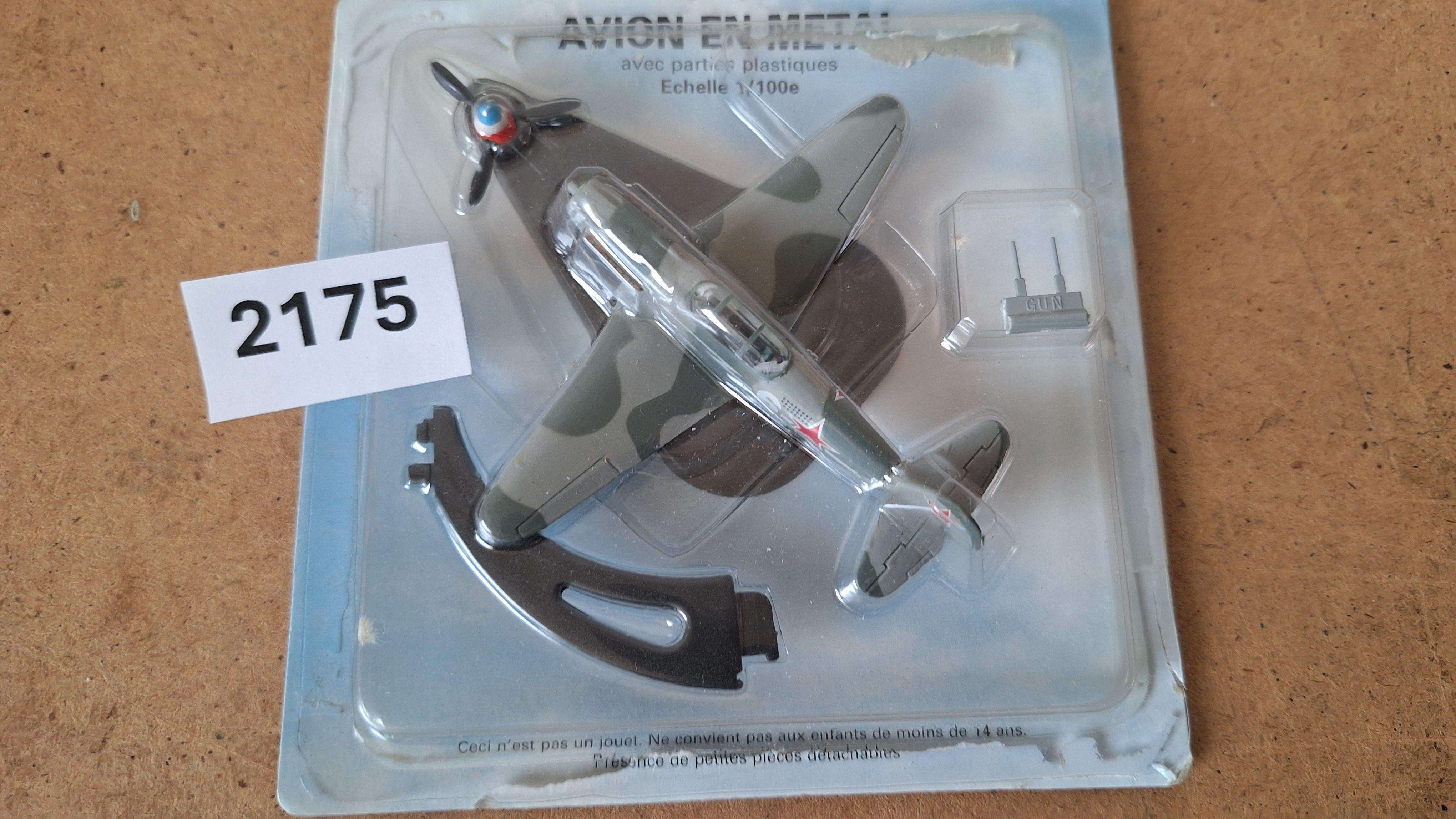 Modelvliegtuig Yakovlev Yak-9 - "Avion en Metal" Editie – kavel bij Goeiendeal
