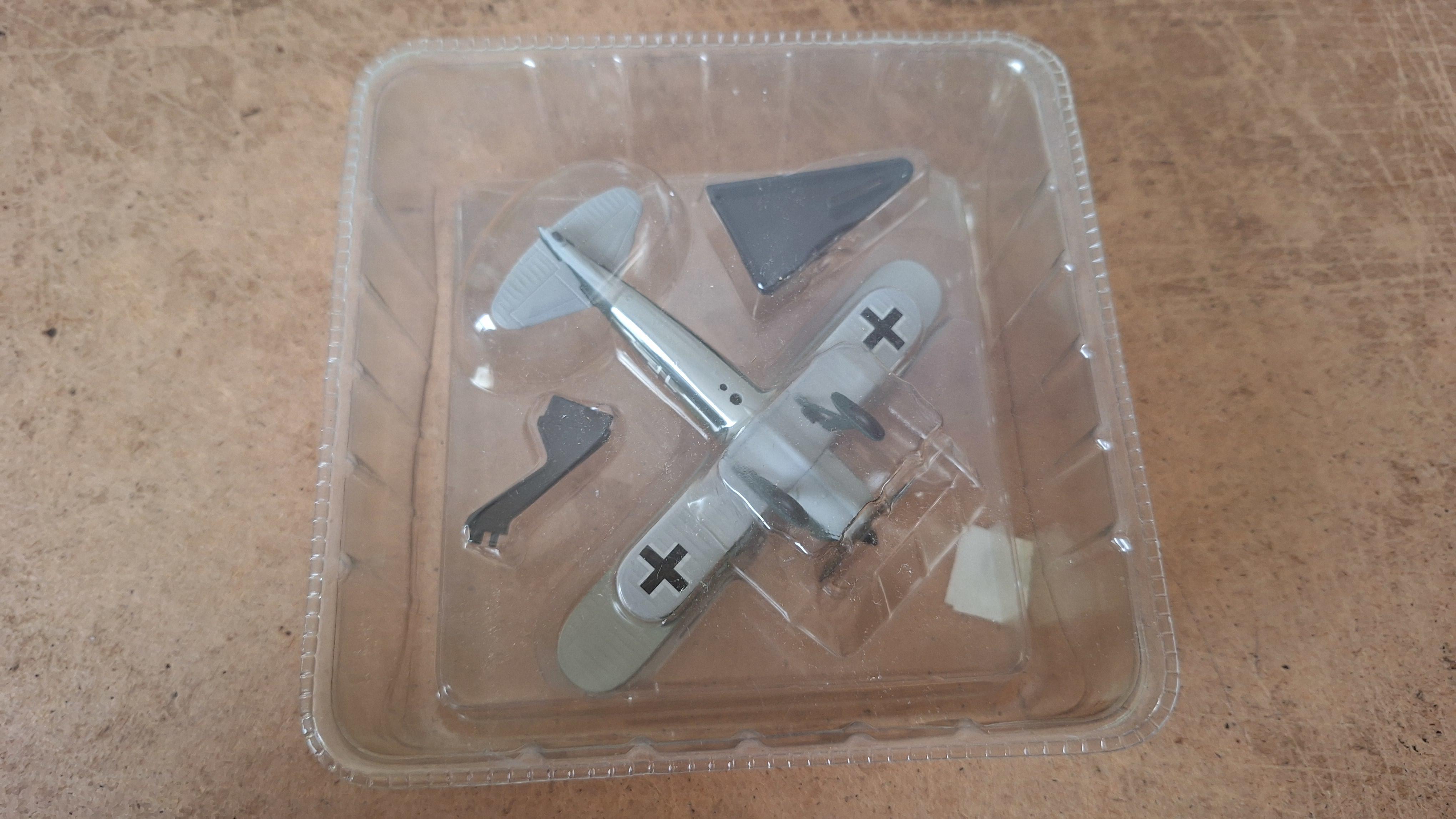 Modelvliegtuig Fiat CR.42 Falco - IXO / Altaya – foto 4 – kavel bij Goeiendeal