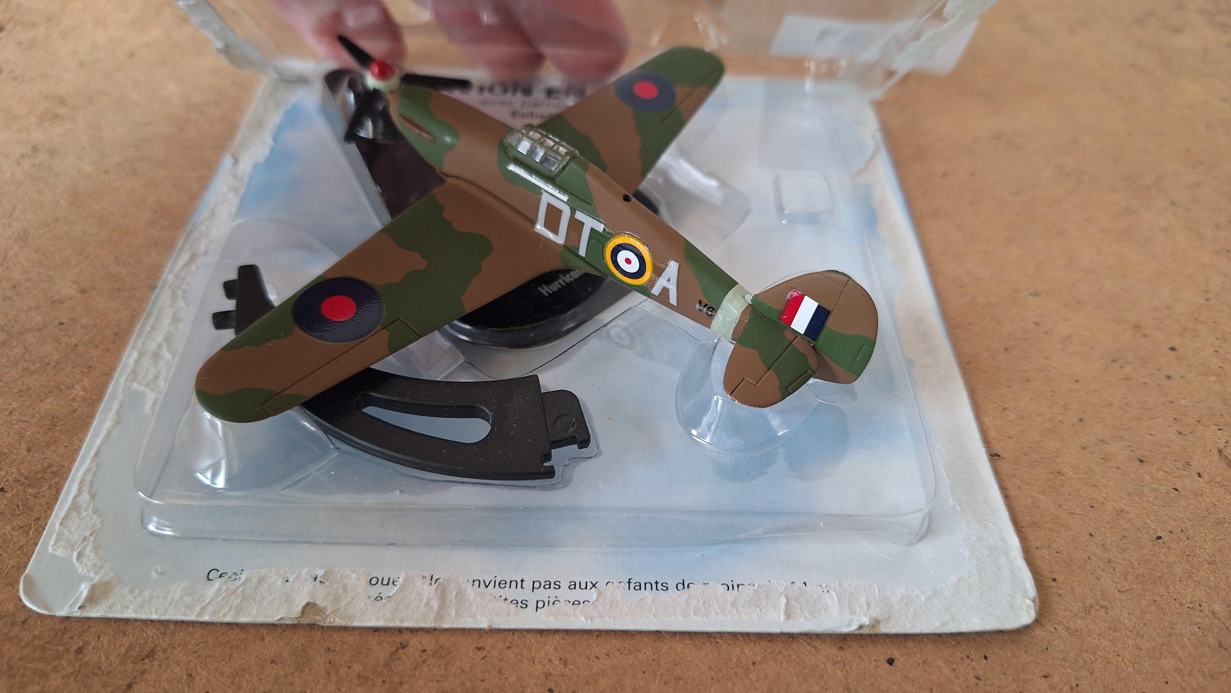 Modelvliegtuig Hawker Hurricane Mk I - "Avion en Metal" Editie – foto 3 – kavel bij Goeiendeal