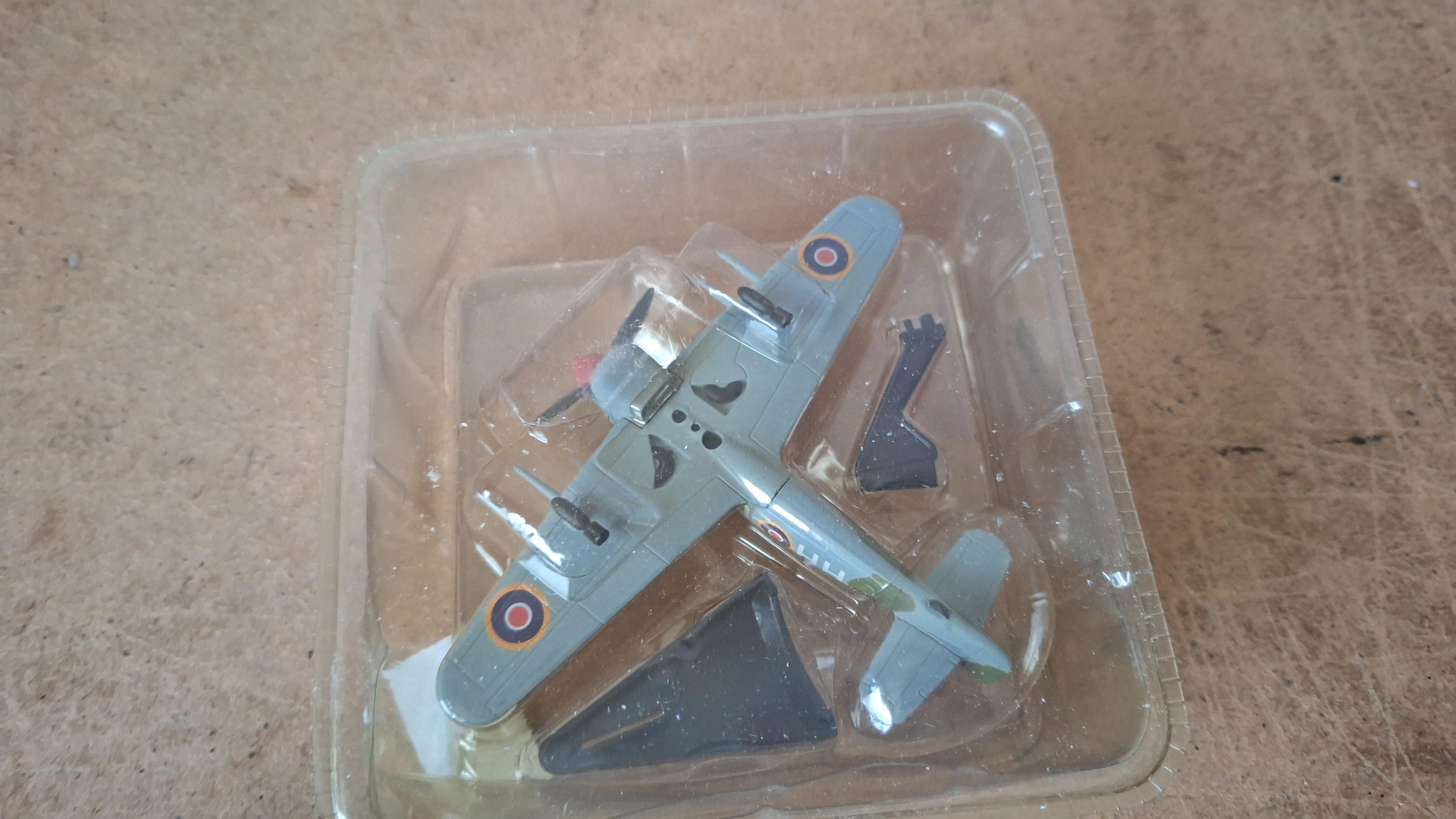 Modelvliegtuig Hawker Typhoon Mk Ib - IXO / Altaya – foto 4 – kavel bij Goeiendeal