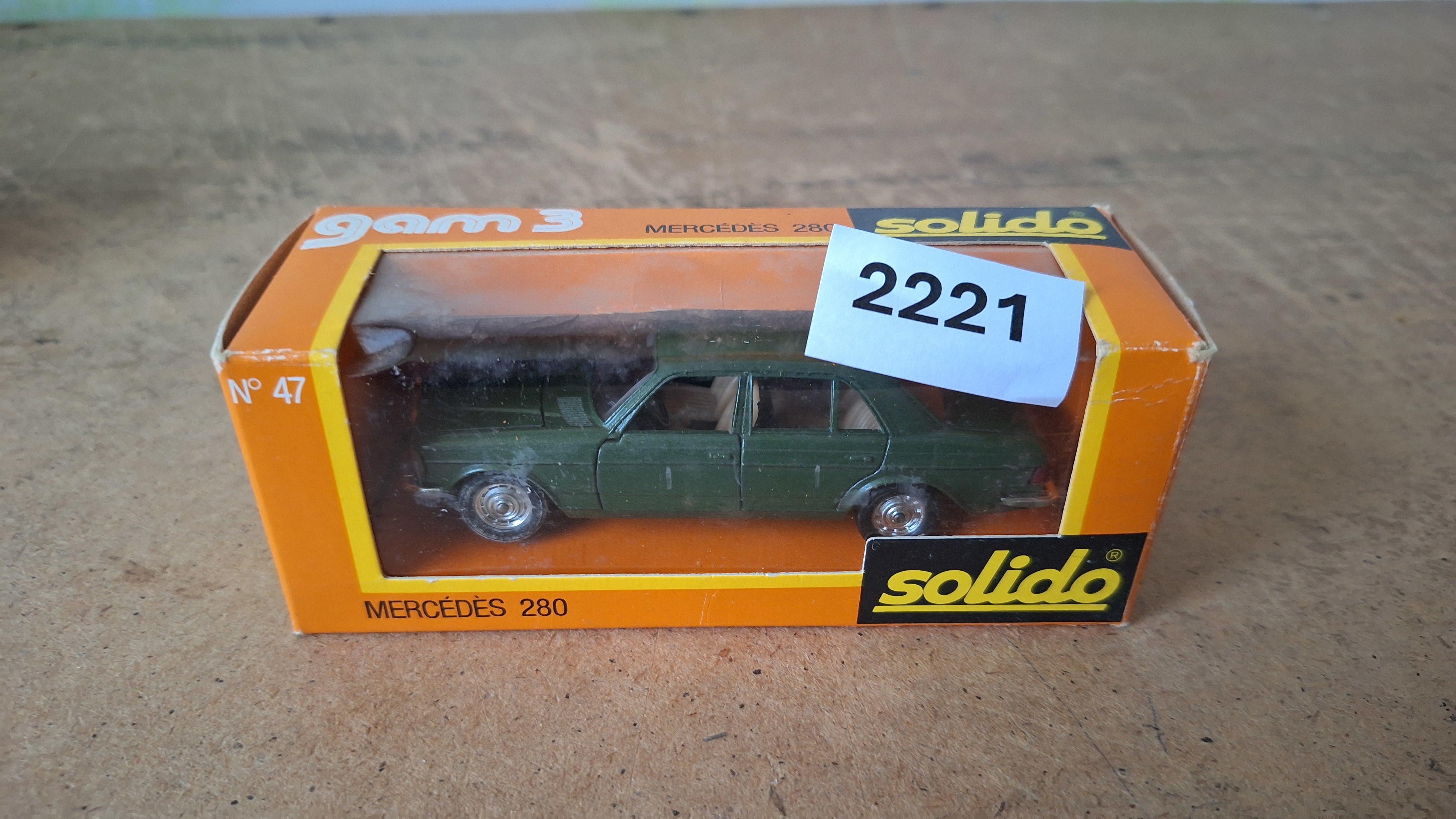 Modelauto Mercedes 280 N° 47 - Solido – kavel bij Goeiendeal