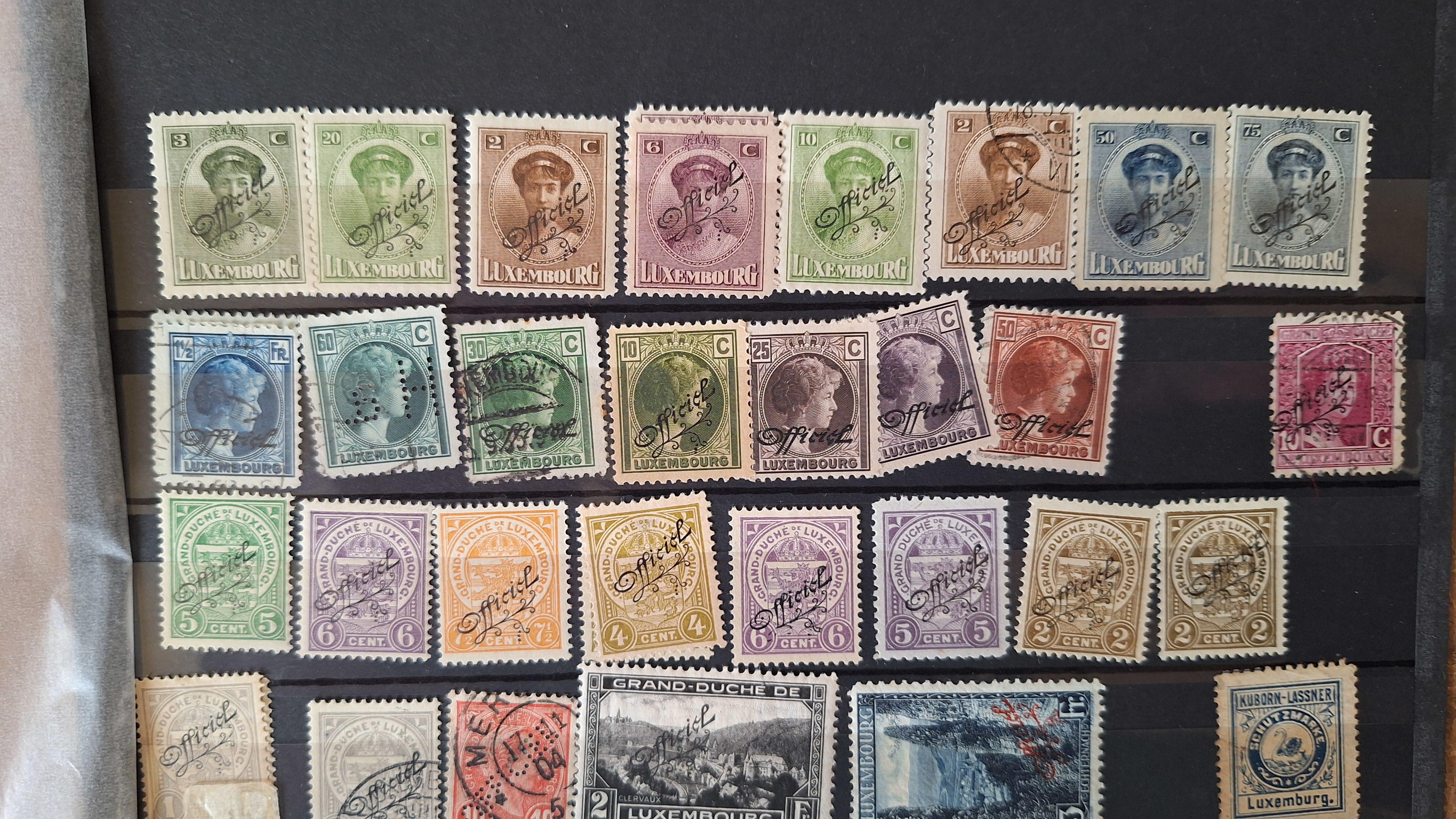 Verzameling historische postzegels uit Luxemburg, waaronder diverse frankeer-, dienst-en strafportzegels – foto 3 – kavel bij Goeiendeal