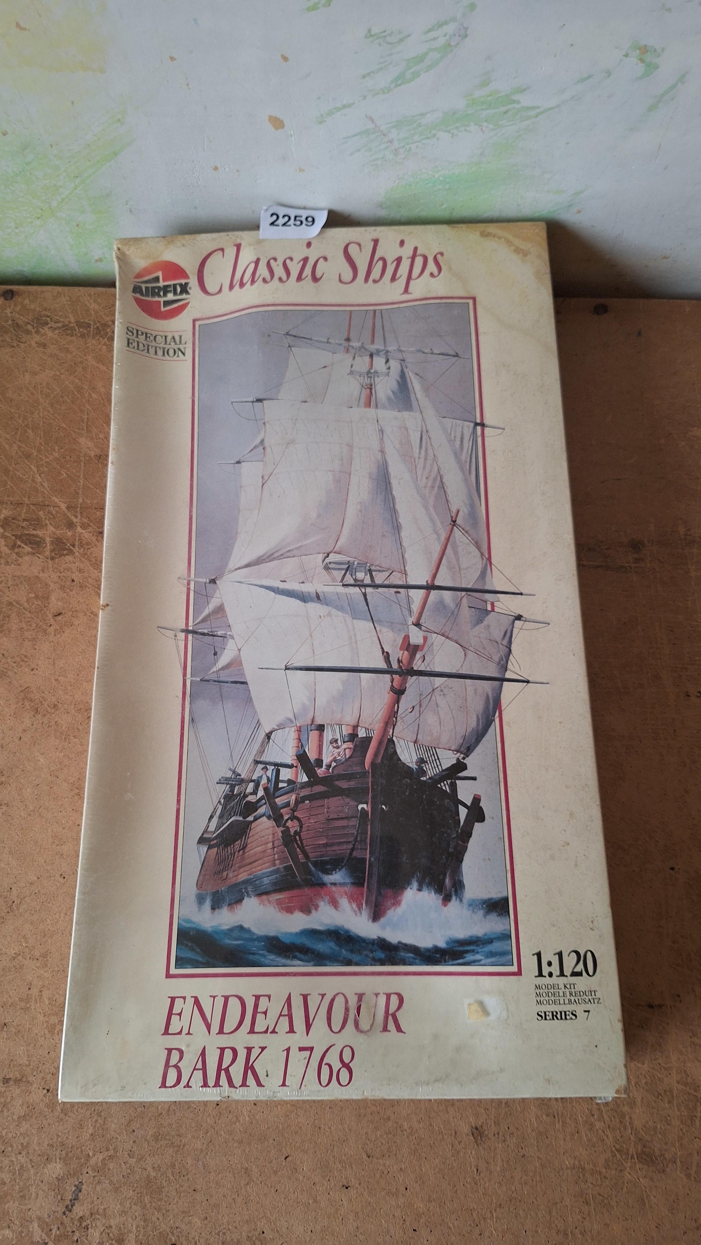 Airfix modelbouwdoos Endeavour Bark 1768 zeilschip op schaal 1:120 – kavel bij Goeiendeal