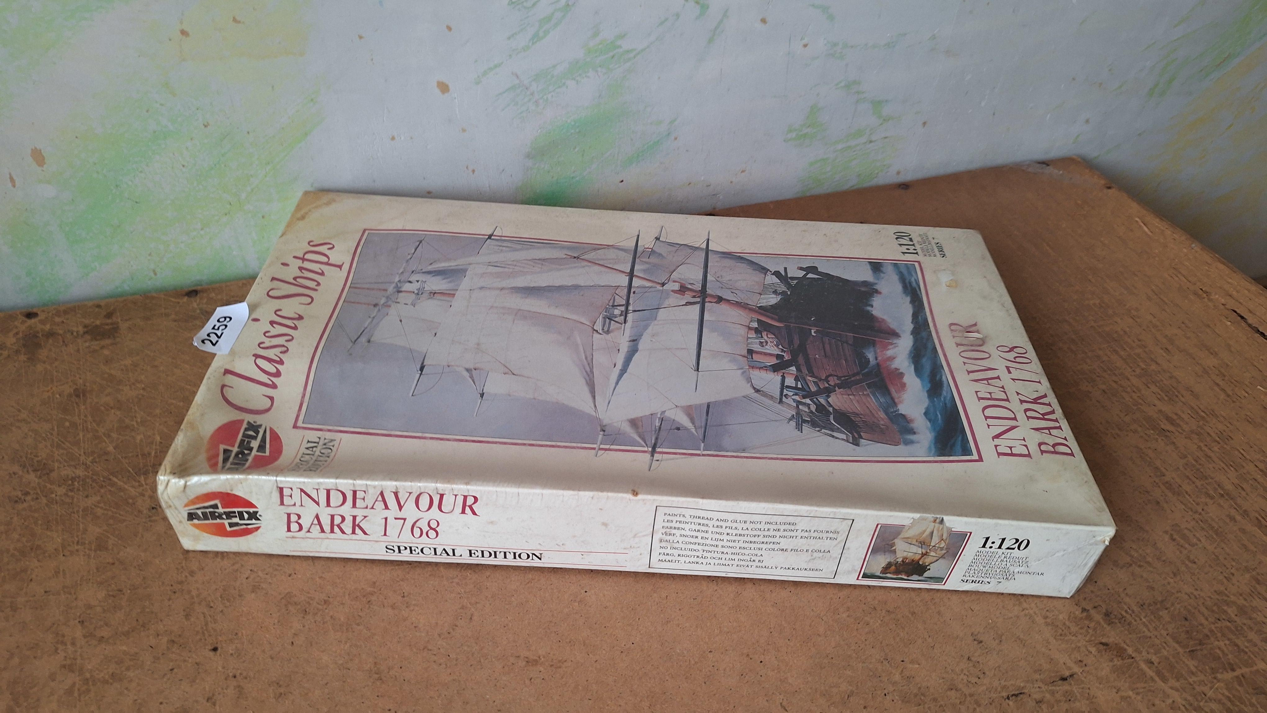 Airfix modelbouwdoos Endeavour Bark 1768 zeilschip op schaal 1:120 – foto 2 – kavel bij Goeiendeal