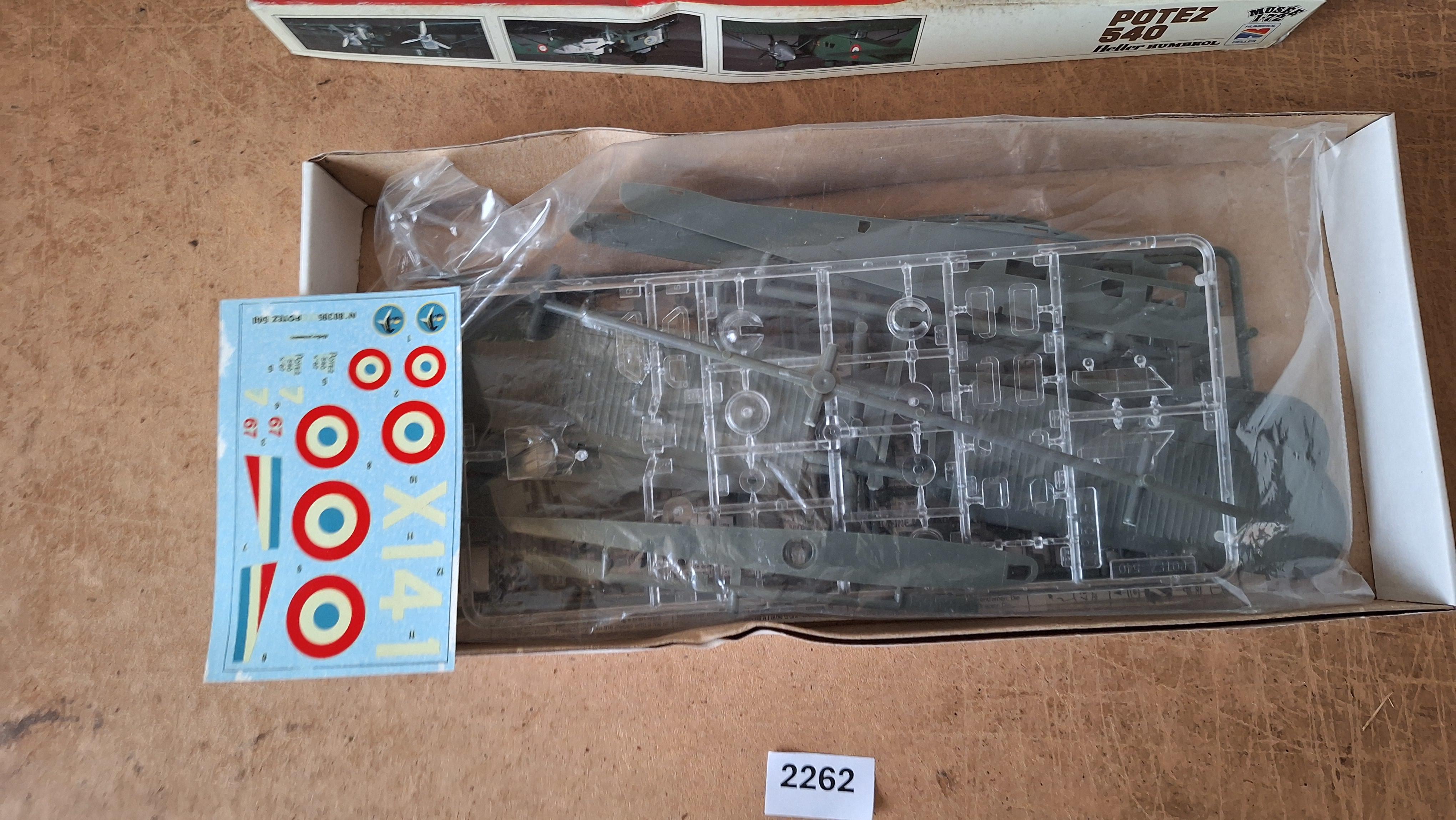 Heller modelbouwdoos Potez 540 bommenwerper op schaal 1:72 – foto 2 – kavel bij Goeiendeal