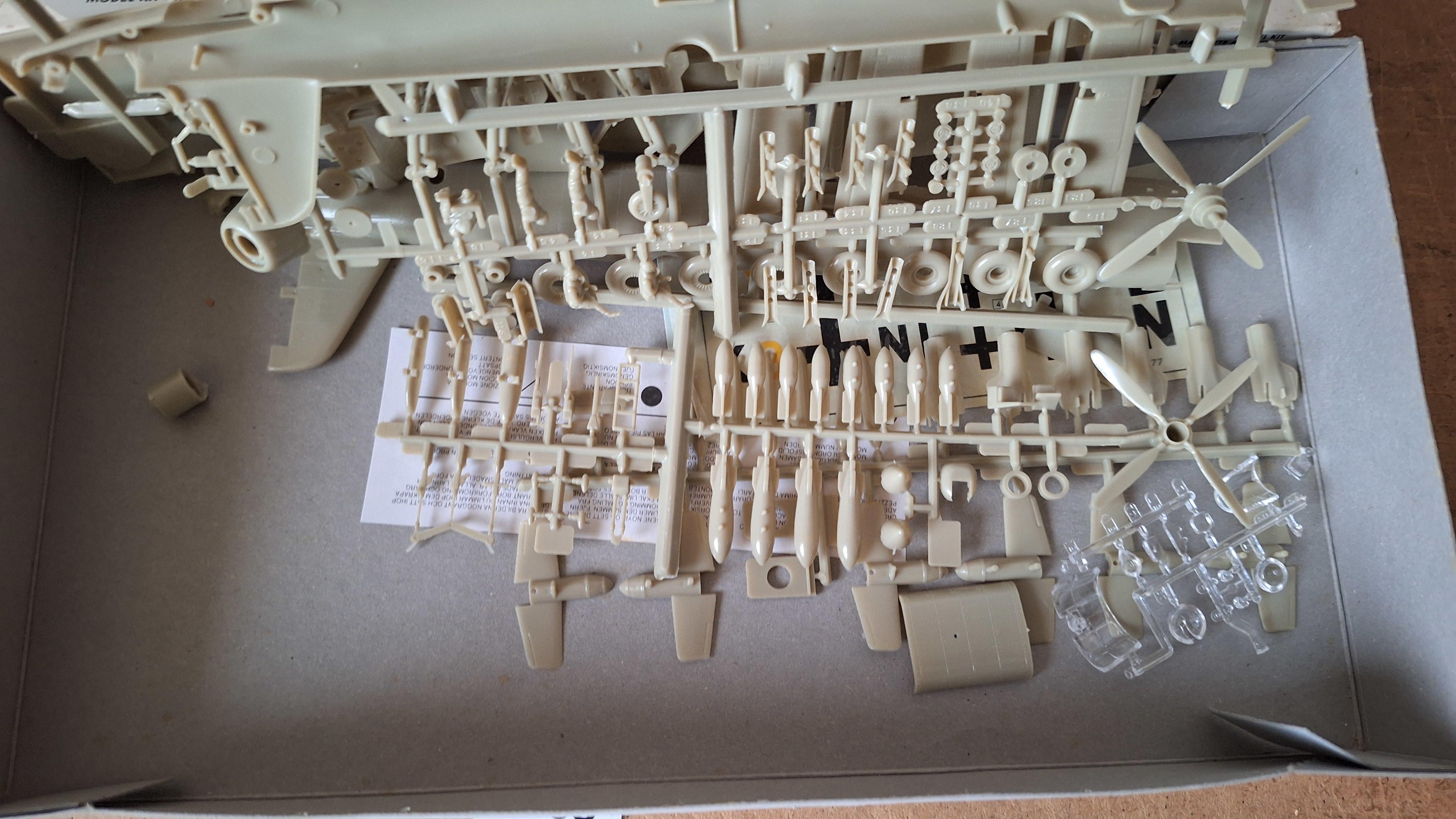 Airfix modelbouwdoos Heinkel He 177 bommenwerper op schaal 1:72 – foto 4 – kavel bij Goeiendeal