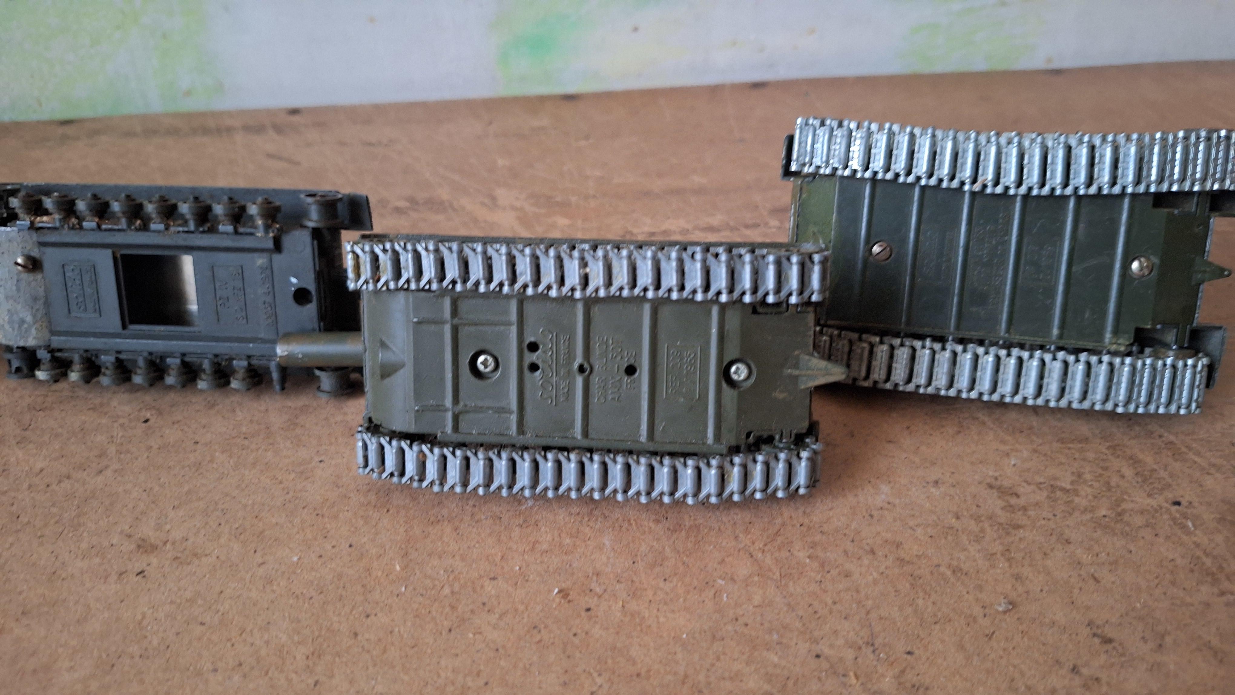 Lot diverse militaire tanks en gemechaniseerd geschut – foto 6 – kavel bij Goeiendeal
