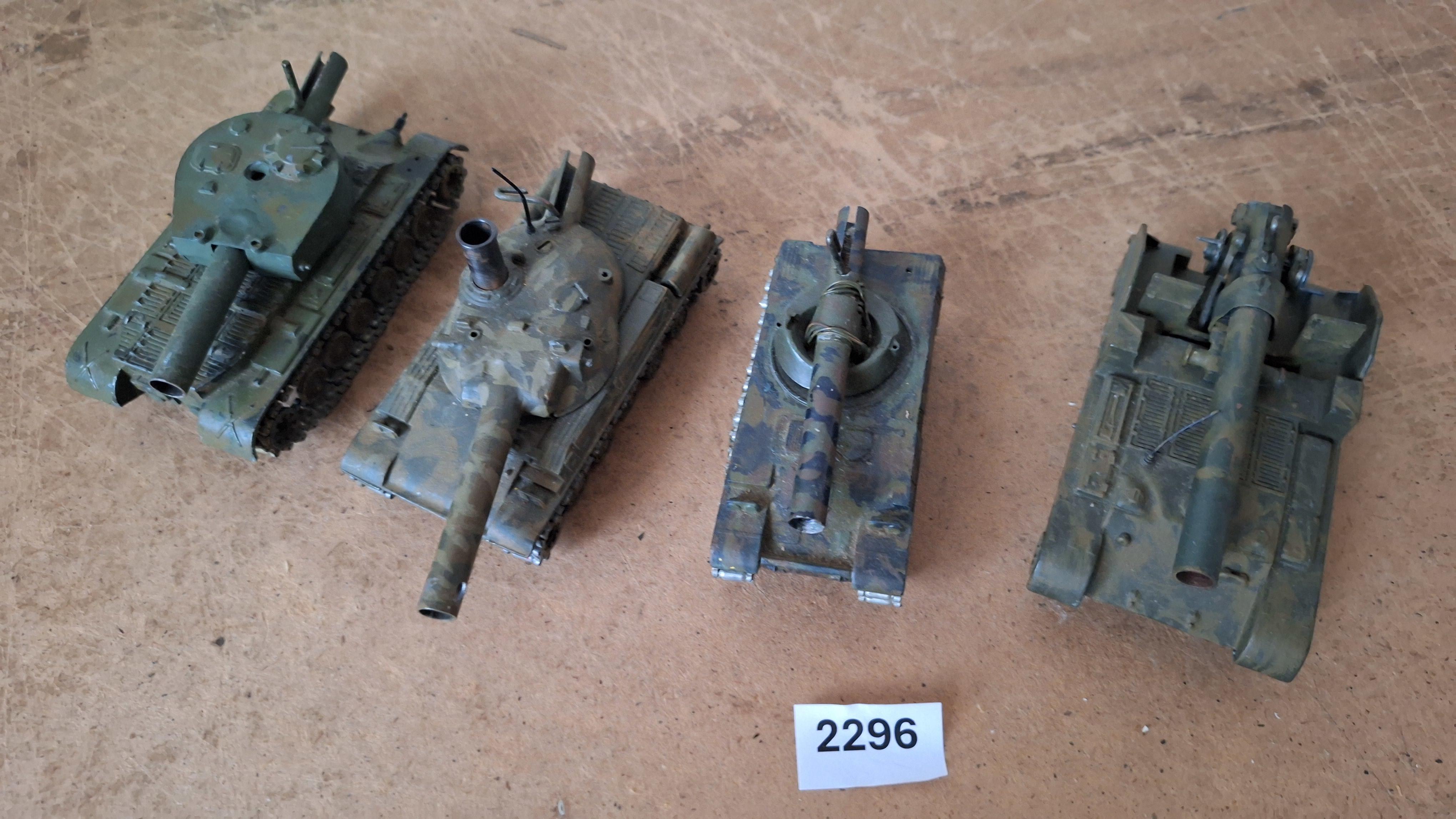 Lot diverse militaire tanks en zwaar geschut – foto 2 – kavel bij Goeiendeal