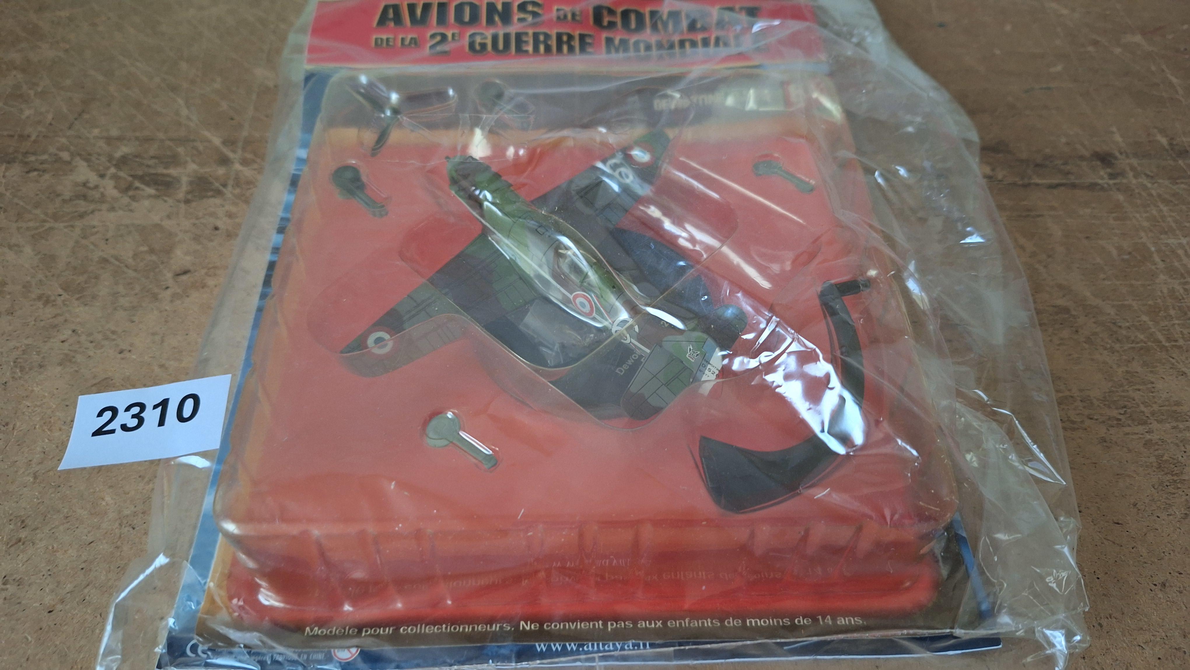 Miniatuurmodel militair vliegtuig Altaya "Avions de Combat" in originele verpakking – foto 2 – kavel bij Goeiendeal
