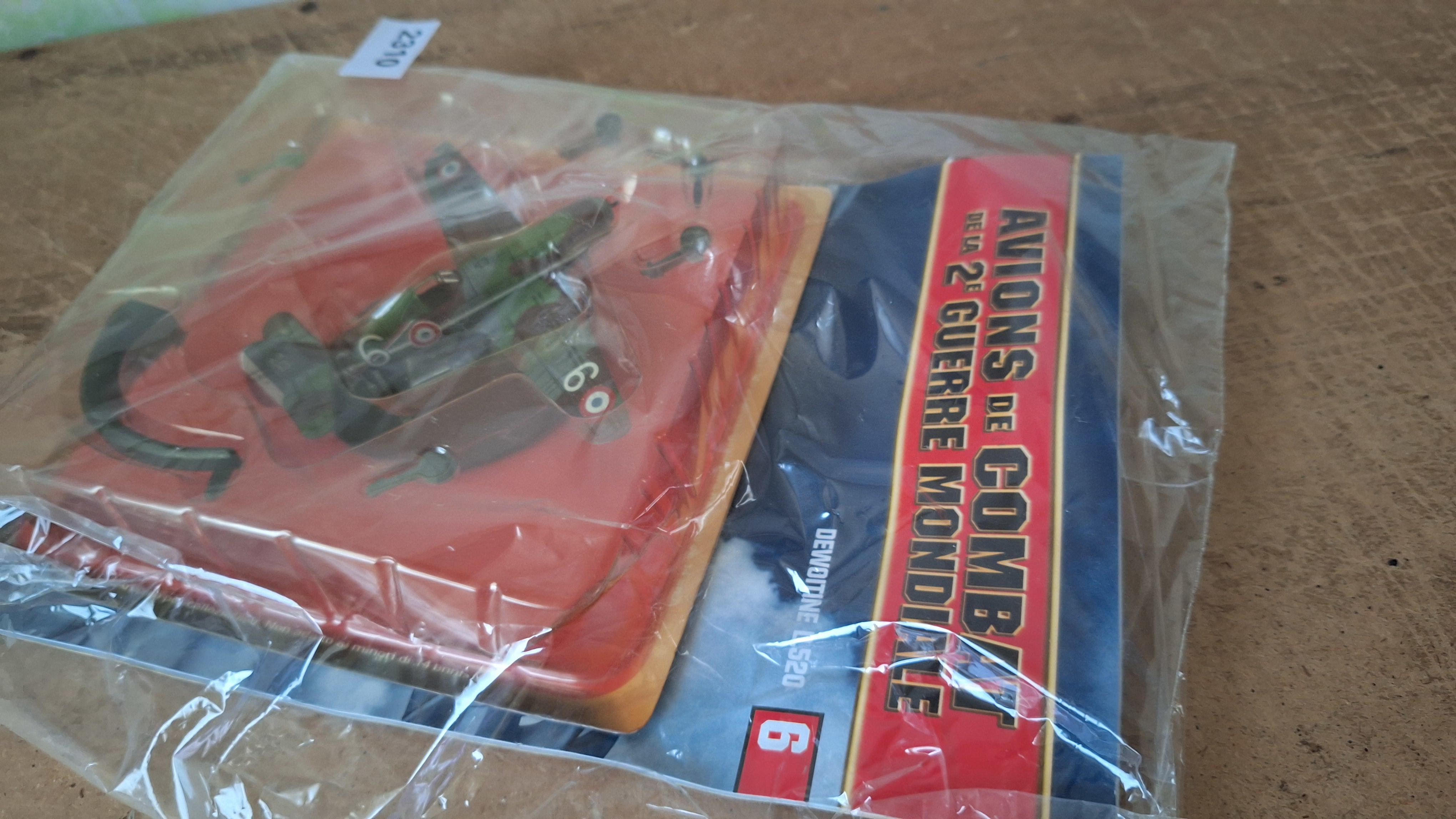 Miniatuurmodel militair vliegtuig Altaya "Avions de Combat" in originele verpakking – foto 3 – kavel bij Goeiendeal