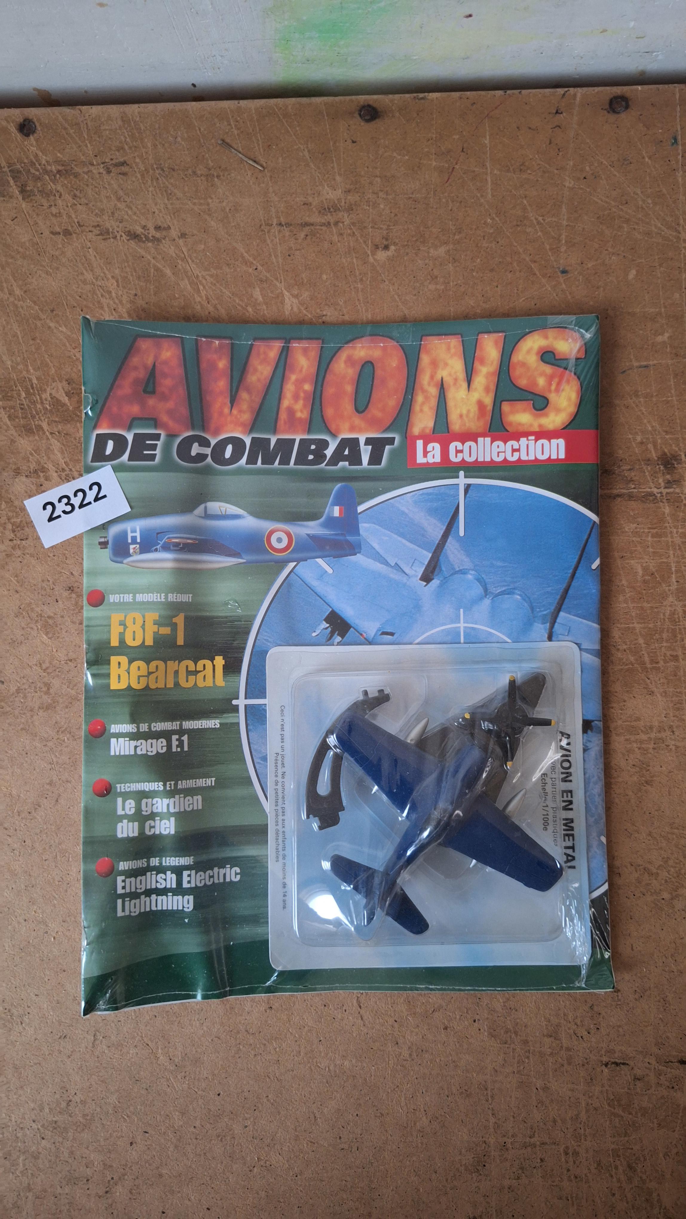 Editions Atlas miniatuurmodel Amerikaans jachtvliegtuig F8F-1 Bearcat met begeleidend tijdschrift – kavel bij Goeiendeal
