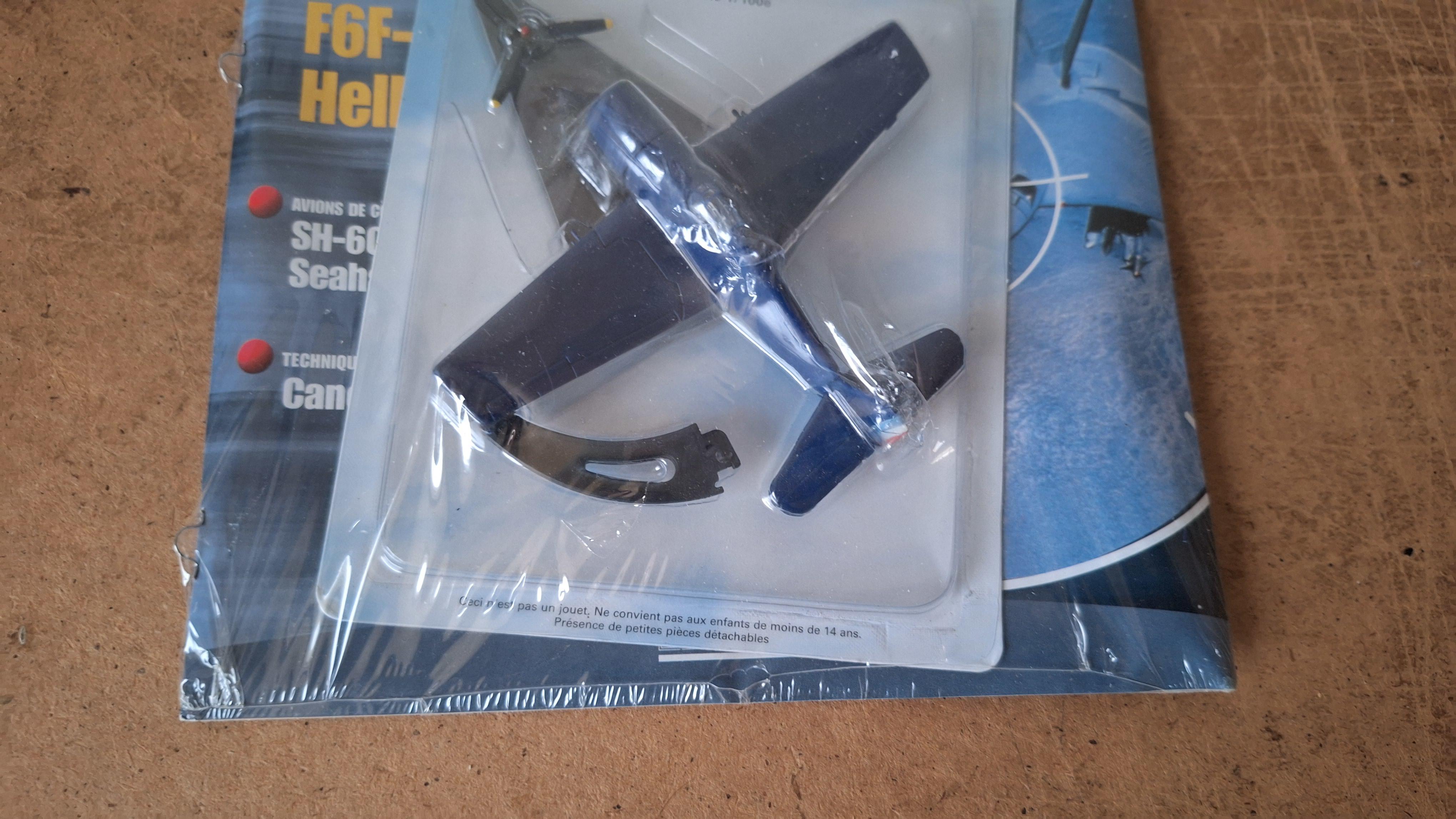 Editions Atlas miniatuurmodel Amerikaans jachtvliegtuig F6F Hellcat met begeleidend tijdschrift – foto 2 – kavel bij Goeiendeal