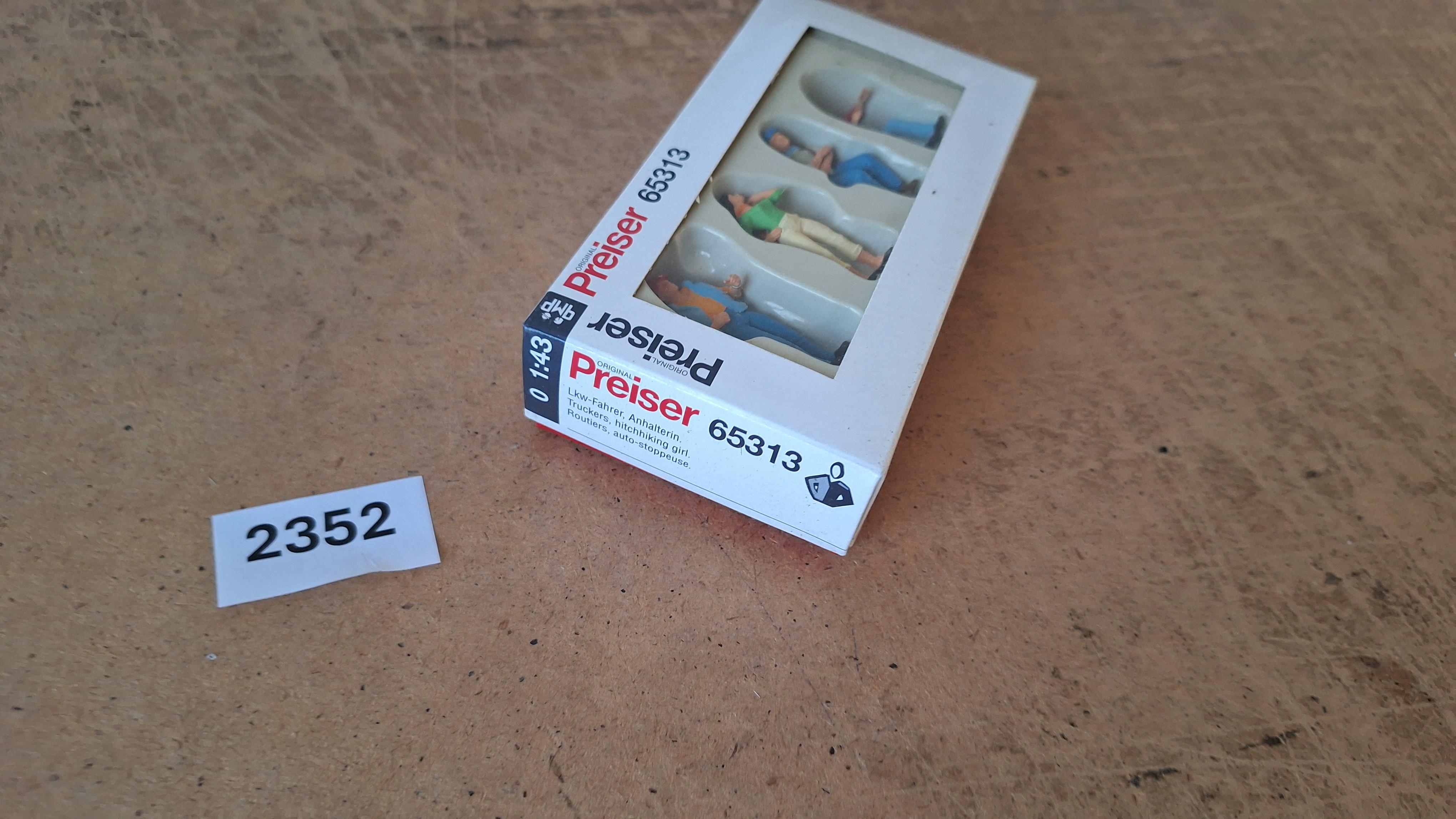 Preiser 65313, Vrachtwagenchauffeur, lifter figuren – foto 2 – kavel bij Goeiendeal