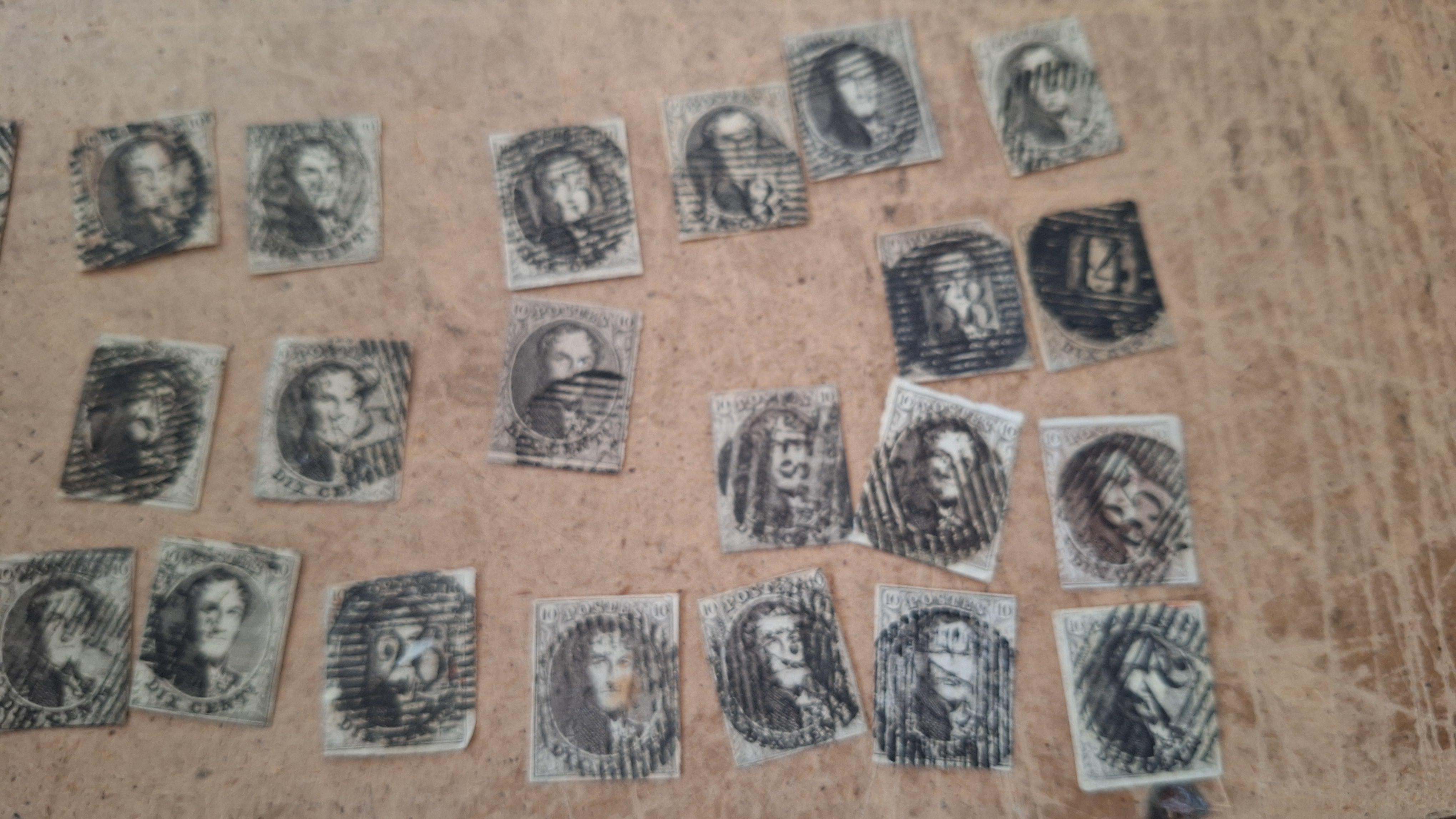 Belgische postzegels, Verzameling bruin/zwarte klassieke postzegels met koning Leopold I Medaillons – foto 3 – kavel bij Goeiendeal