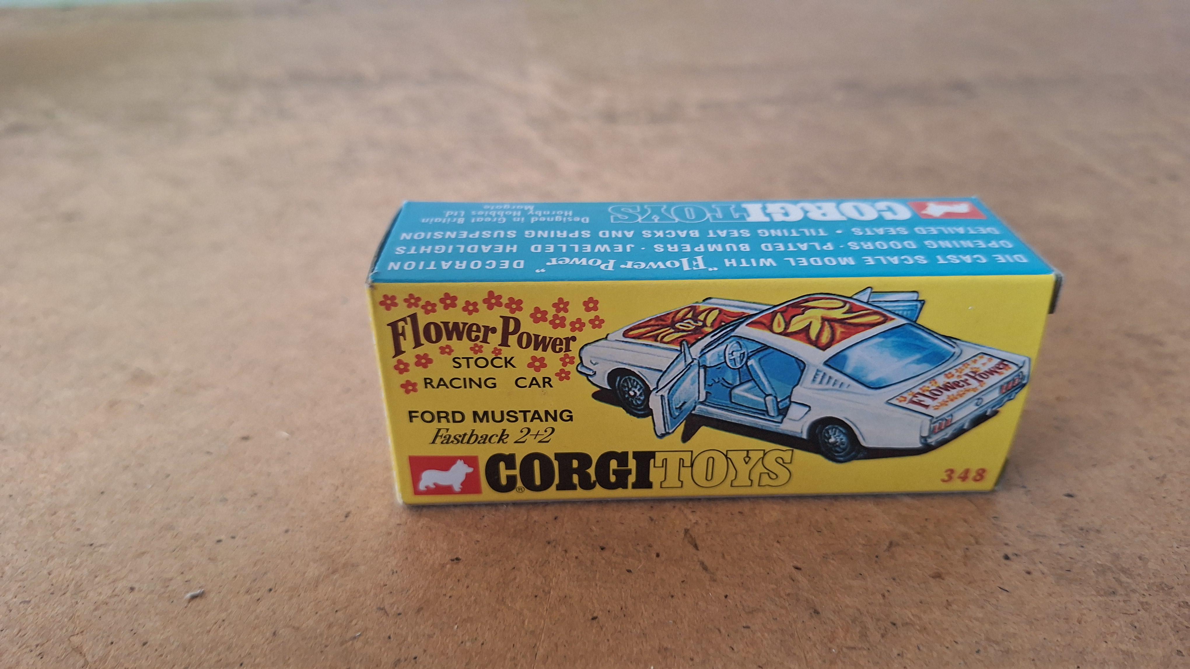 Corgi Toys 348, Ford Mustang Fastback 2+2 Flower Power Stock Car – foto 8 – kavel bij Goeiendeal