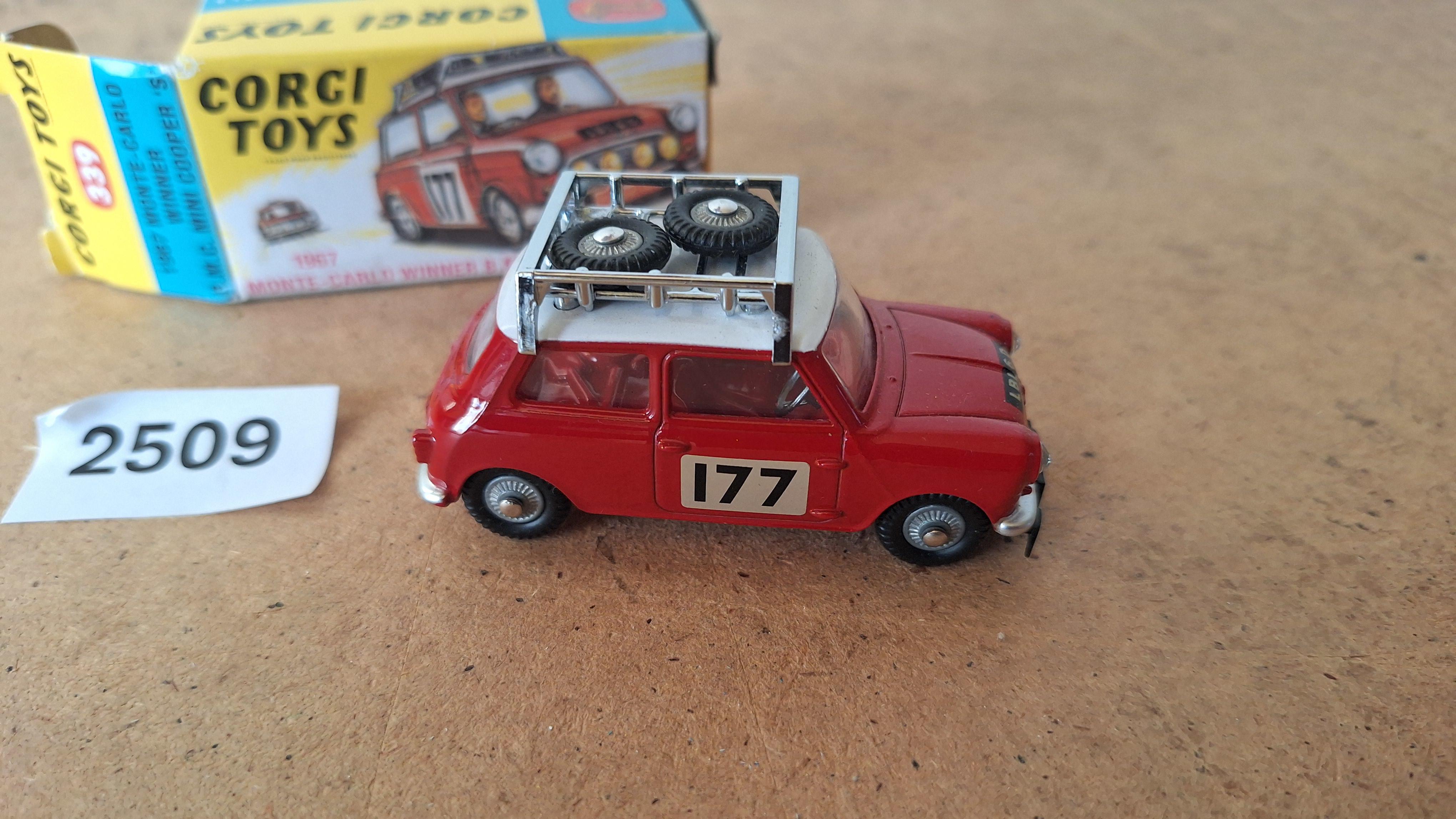 Corgi Toys 339, B.M.C. Mini Cooper S Monte-Carlo Winner 1967 – foto 3 – kavel bij Goeiendeal