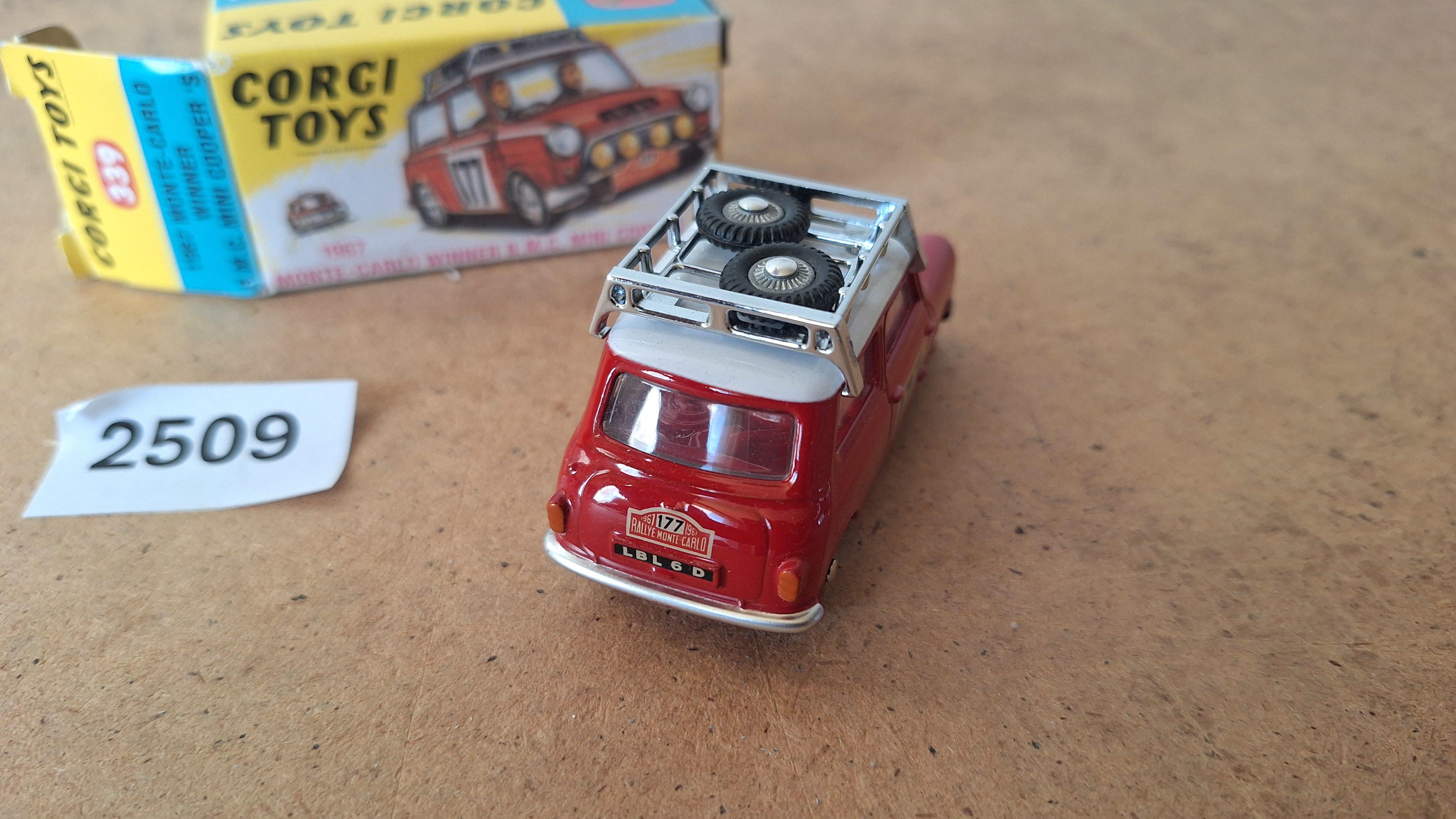 Corgi Toys 339, B.M.C. Mini Cooper S Monte-Carlo Winner 1967 – foto 4 – kavel bij Goeiendeal