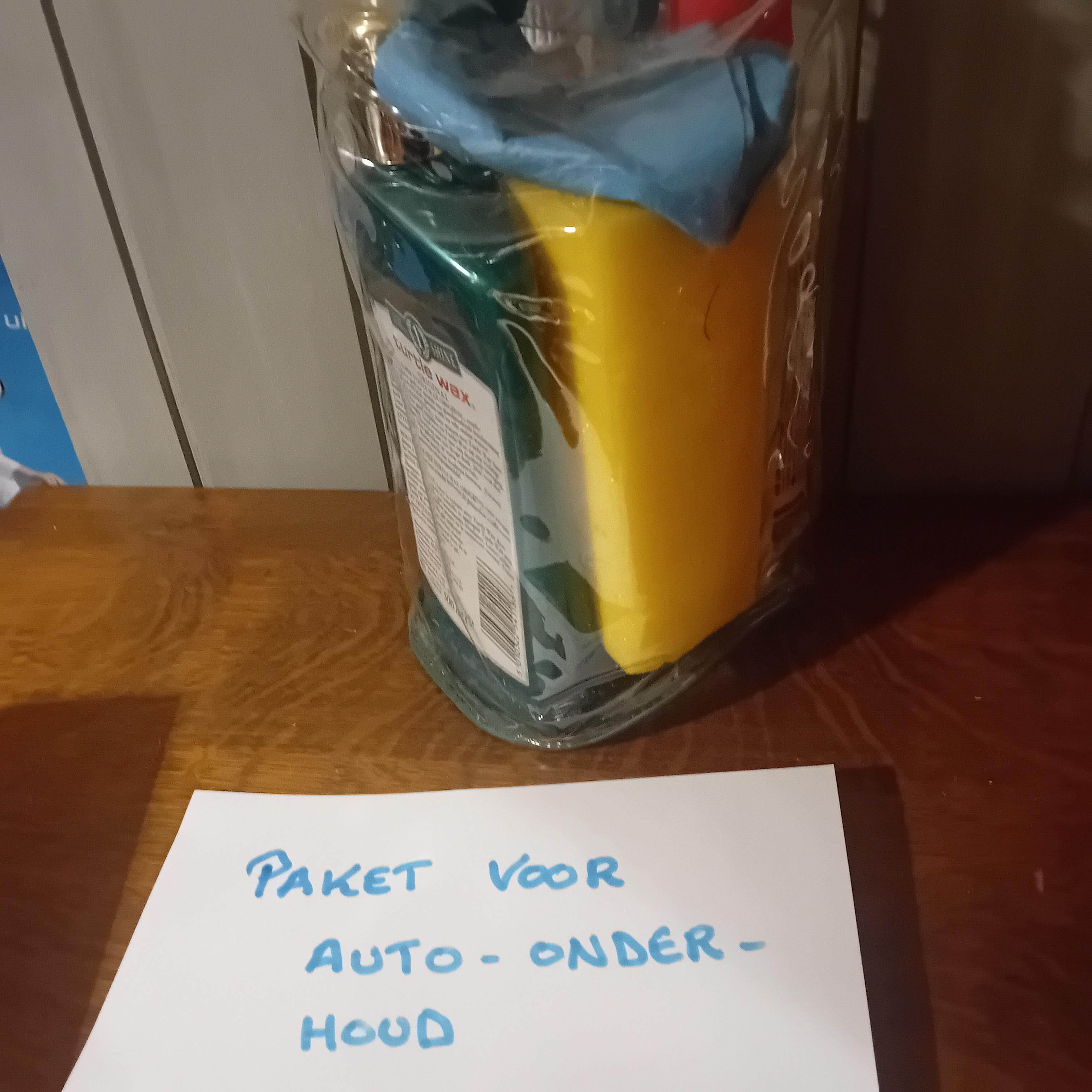 Onderhoudspakket voor de auto inclusief autoshampoo, merk Turtle Wax (Lot: 33) – foto 2 – kavel bij Goeiendeal, Lommel