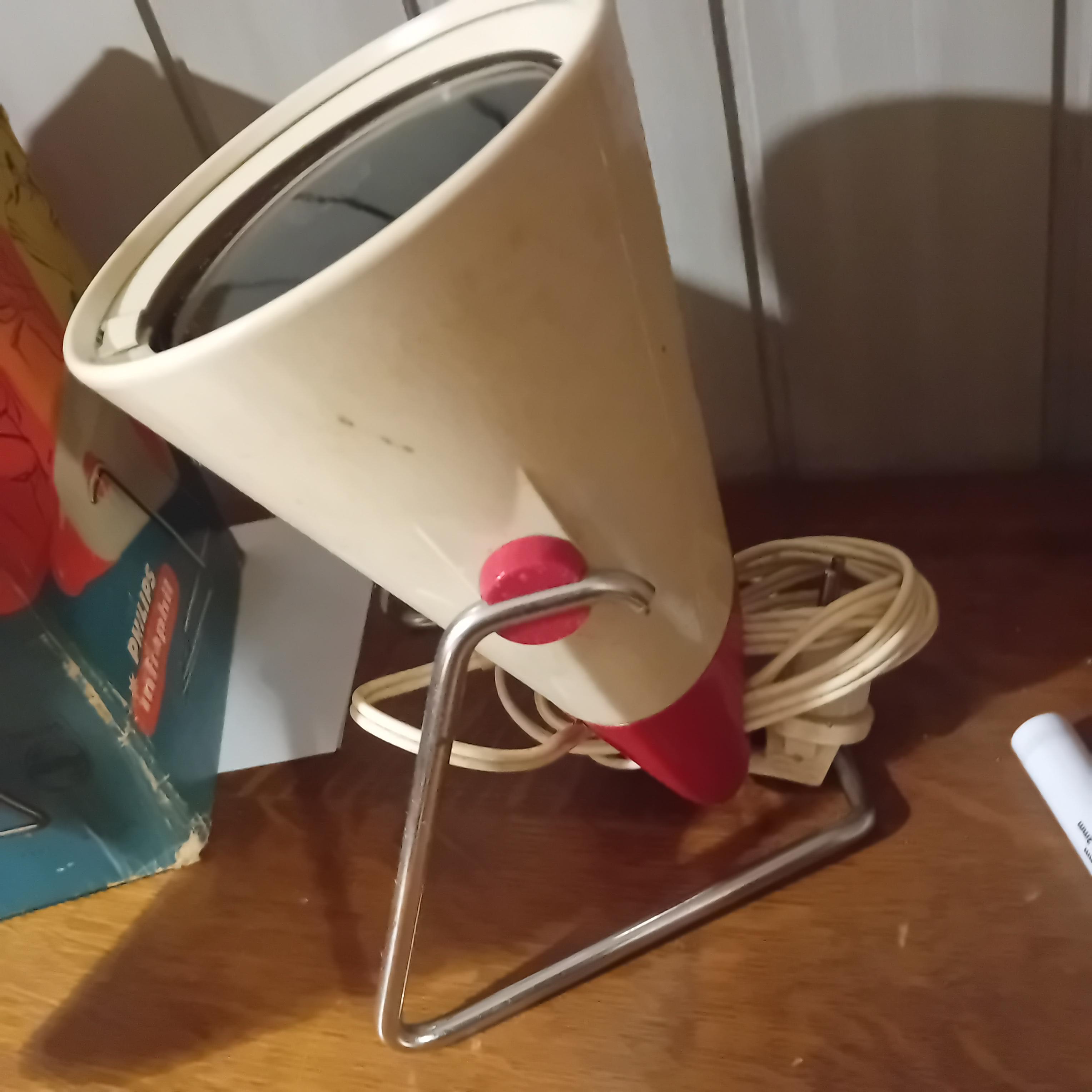 Infraroodlamp in originele verpakking, merk Philips Infraphil (Lot: 80) – foto 3 – kavel bij Goeiendeal, Lommel