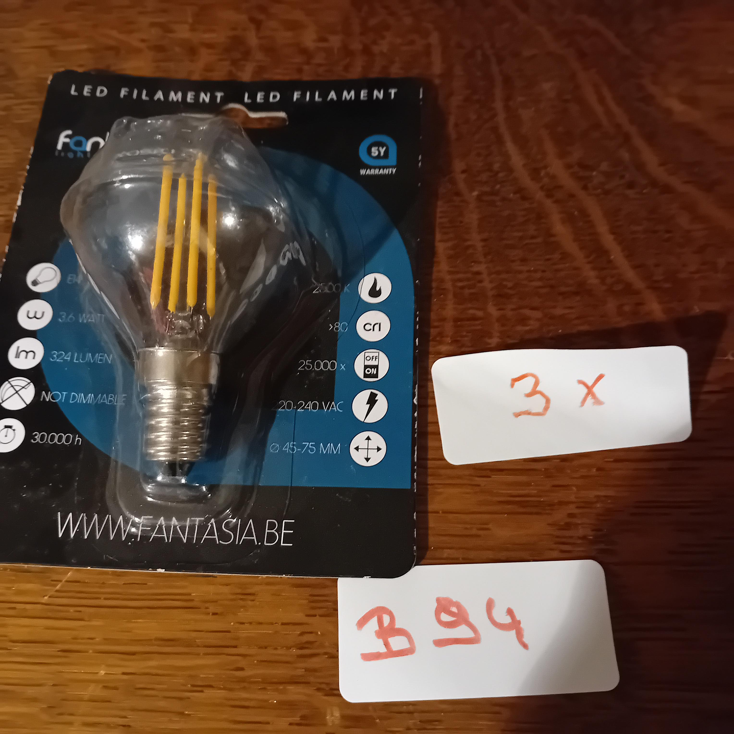 3 stuks LED filament lampen, warm wit, merk Fantasia, nieuw in verpakking (Lot: B 94) – kavel bij Goeiendeal, Lommel