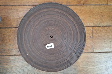 Afbeelding van lederen rol 17mm breed x +/-3mm dikte per rol 25m