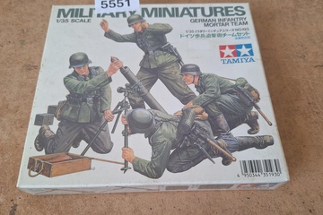 Afbeelding van Tamiya Military Miniatures German Infantry Mortar Team 1/35 Scale
