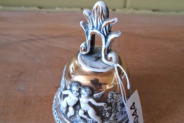 Afbeelding van Bel Porselein Copodimonte H 12cm