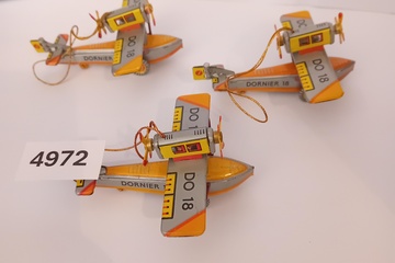 Afbeelding van Dornier 18 Blikken vliegtuigjes 3 stuks
