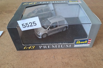 Afbeelding van Revell Premium 1:43 Renault Clio V6 24V