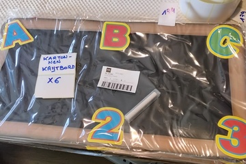 Afbeelding van 6x Kartonnen Krijtbord letters/cijfers