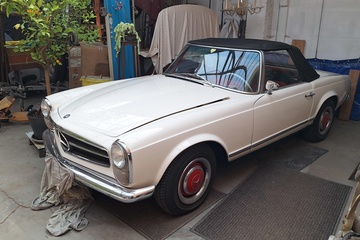 Afbeelding van Mercedes-Benz Pagode 230 injectie Benzine 1966 cabriolet