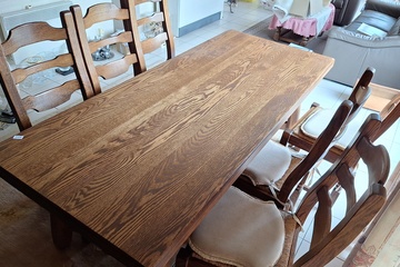 Afbeelding van Eetkamertafel eik met 6s toelen