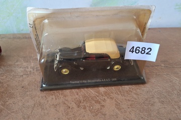 Afbeelding van Atlas edition Traction 15 Six Decouvrable AEAT 1950