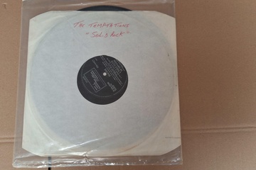 Afbeelding van The Temptations Solid Rock Lp