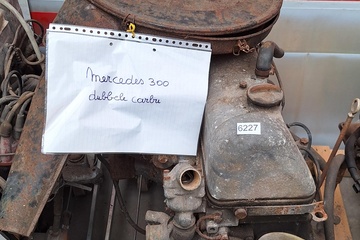 Afbeelding van Mercedes 300 Dubbele Carbu motorblok