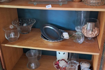 Afbeelding van Inhoud kast oa schalen ed