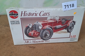 Afbeelding van Airfix Historic Cars - MG Magnette 1933 modelbouwdoos (1:32)